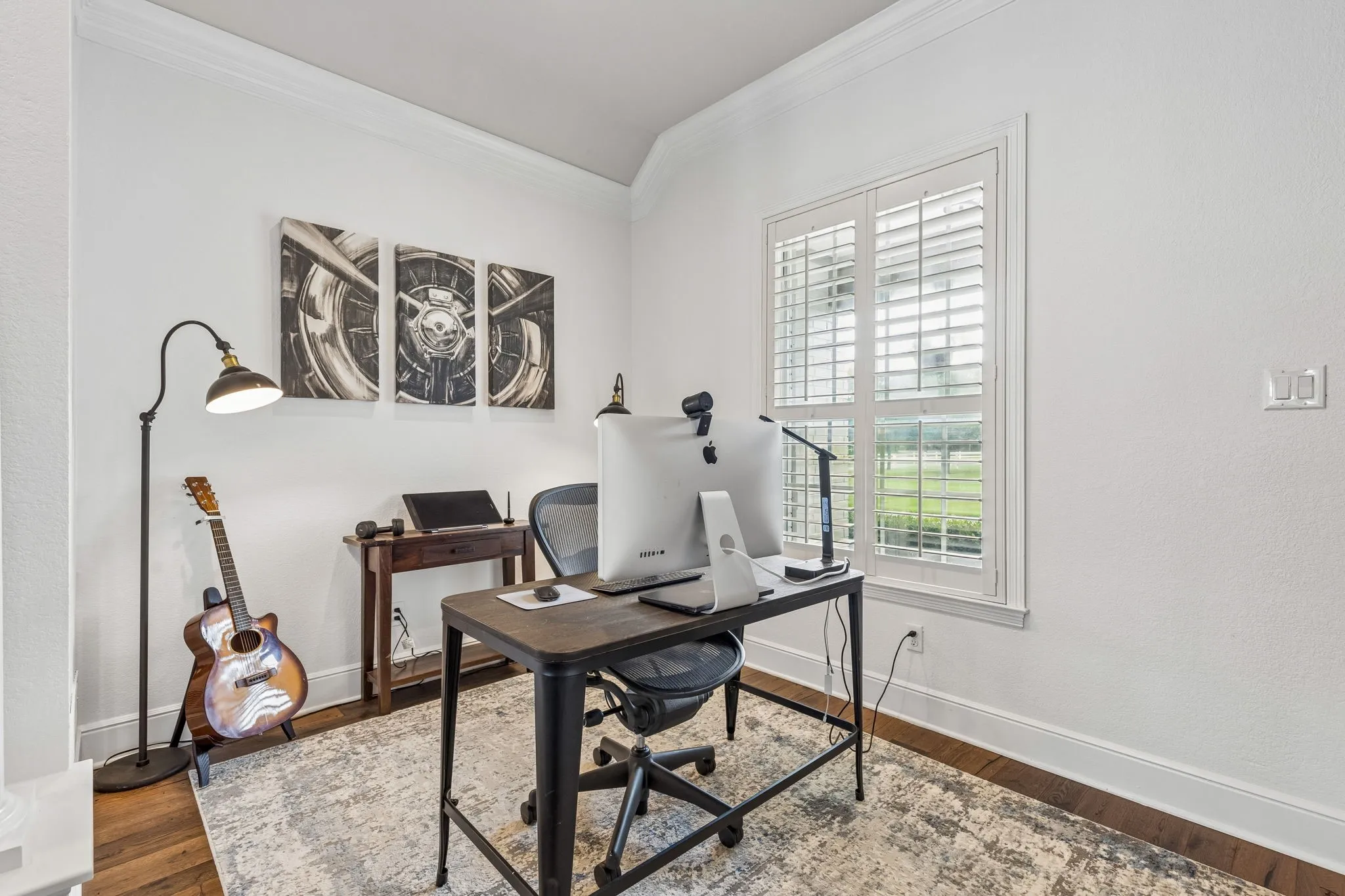 Single Family Residence For Sale in Tarrant County , 5401 Hidden Valley Court, Mansfield, Texas 76063, 4 Bedrooms, 4 Bathrooms, 3 Garage spaces, 3,583 Sqft, built in 2000, Price $1,300,000, mls#21327144, Real Estate Agent in Mansfield, Homes For Sale in Tarrant county, Homes For Sale in Mansfield, Realtor in Mansfield Texas, Real Estate Brokerage Independent Realty Texas, Luminita Cordes Realtor
