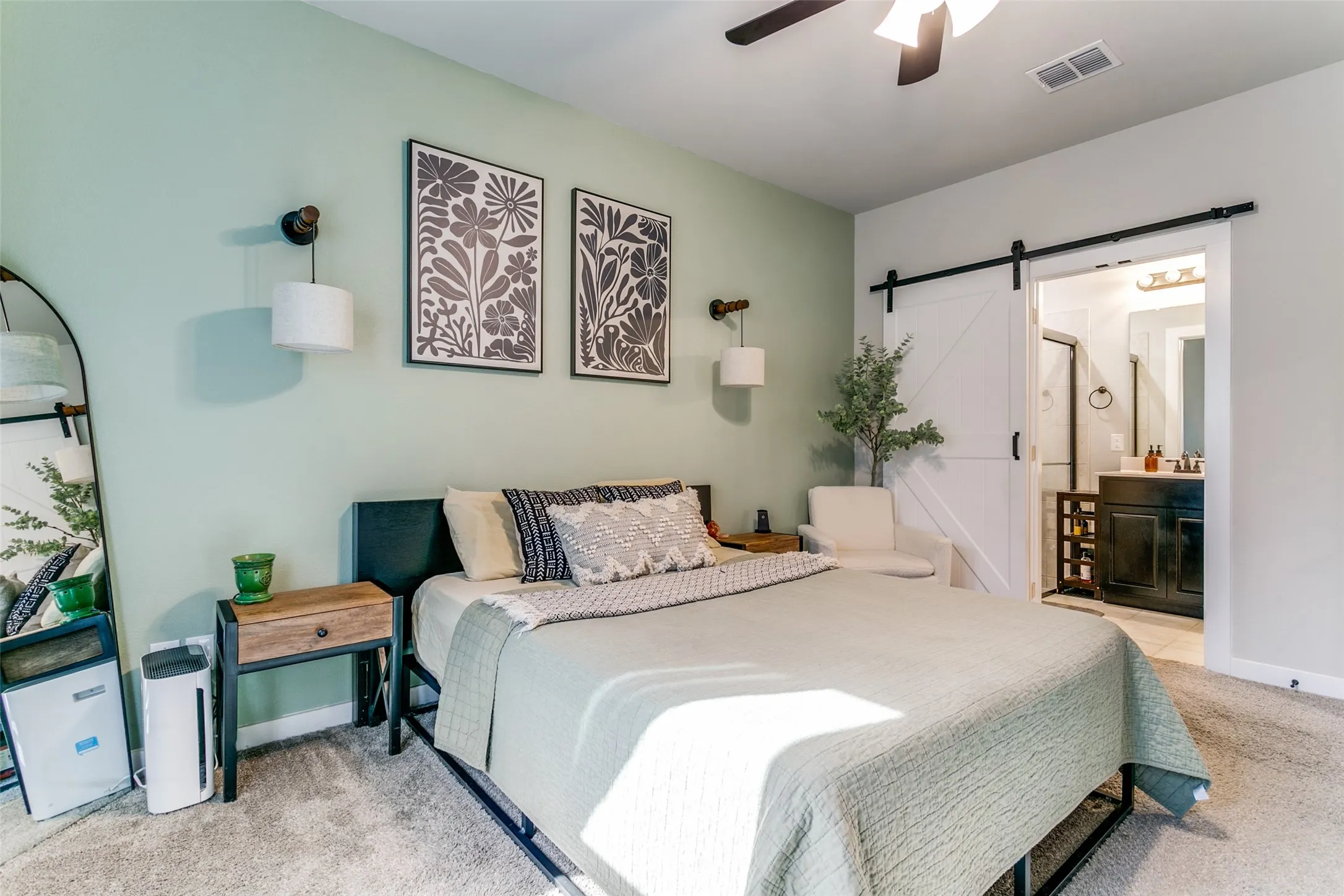 Single Family Residence For Sale in Denton County , 2208 Chebi Lane, Denton, Texas 76209, 3 Bedroom, 2 Bathroom, 2 Garage spaces, 1,400 Sqft, built in 2019, mls#21328004, Real Estate Agent in Denton, Homes For Sale in Denton county, Homes For Sale in Denton, Realtor in Denton Texas, Real Estate Brokerage Independent Realty Texas, Luminita Cordes Realtor