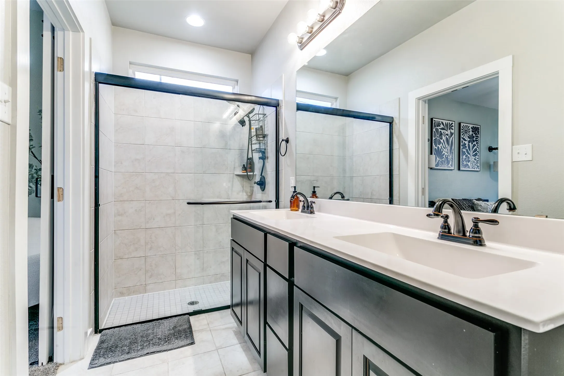 Single Family Residence For Sale in Denton County , 2208 Chebi Lane, Denton, Texas 76209, 3 Bedroom, 2 Bathroom, 2 Garage spaces, 1,400 Sqft, built in 2019, mls#21328004, Real Estate Agent in Denton, Homes For Sale in Denton county, Homes For Sale in Denton, Realtor in Denton Texas, Real Estate Brokerage Independent Realty Texas, Luminita Cordes Realtor