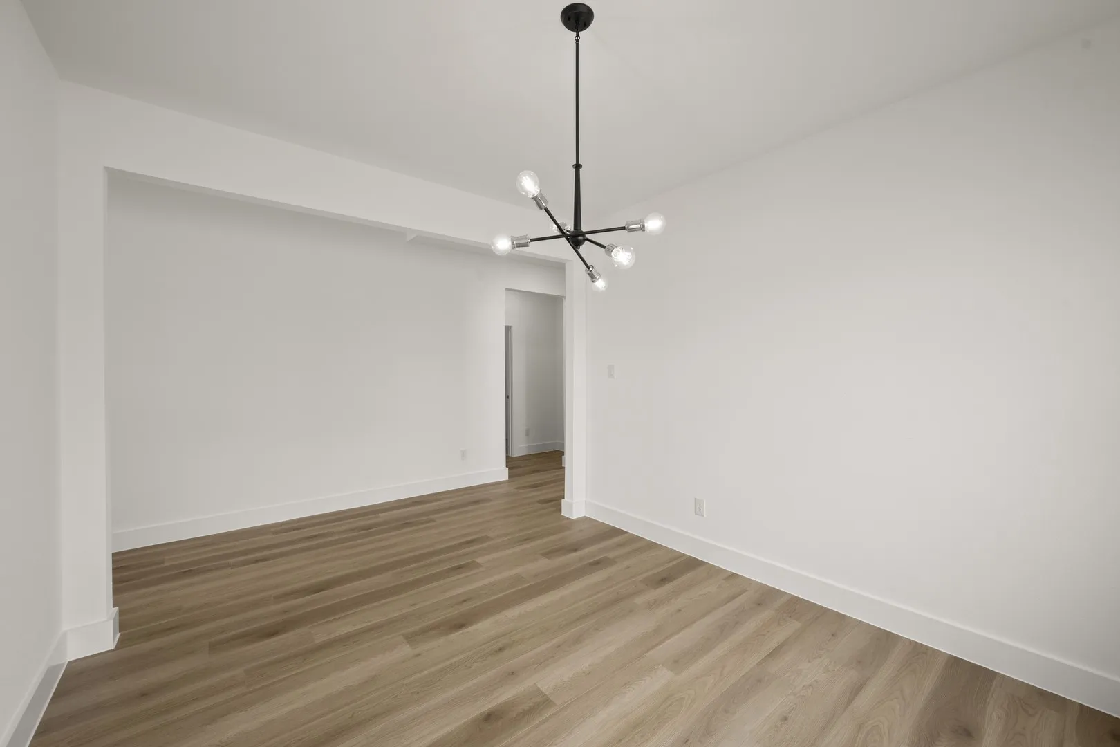 717 Durango- Dining-2