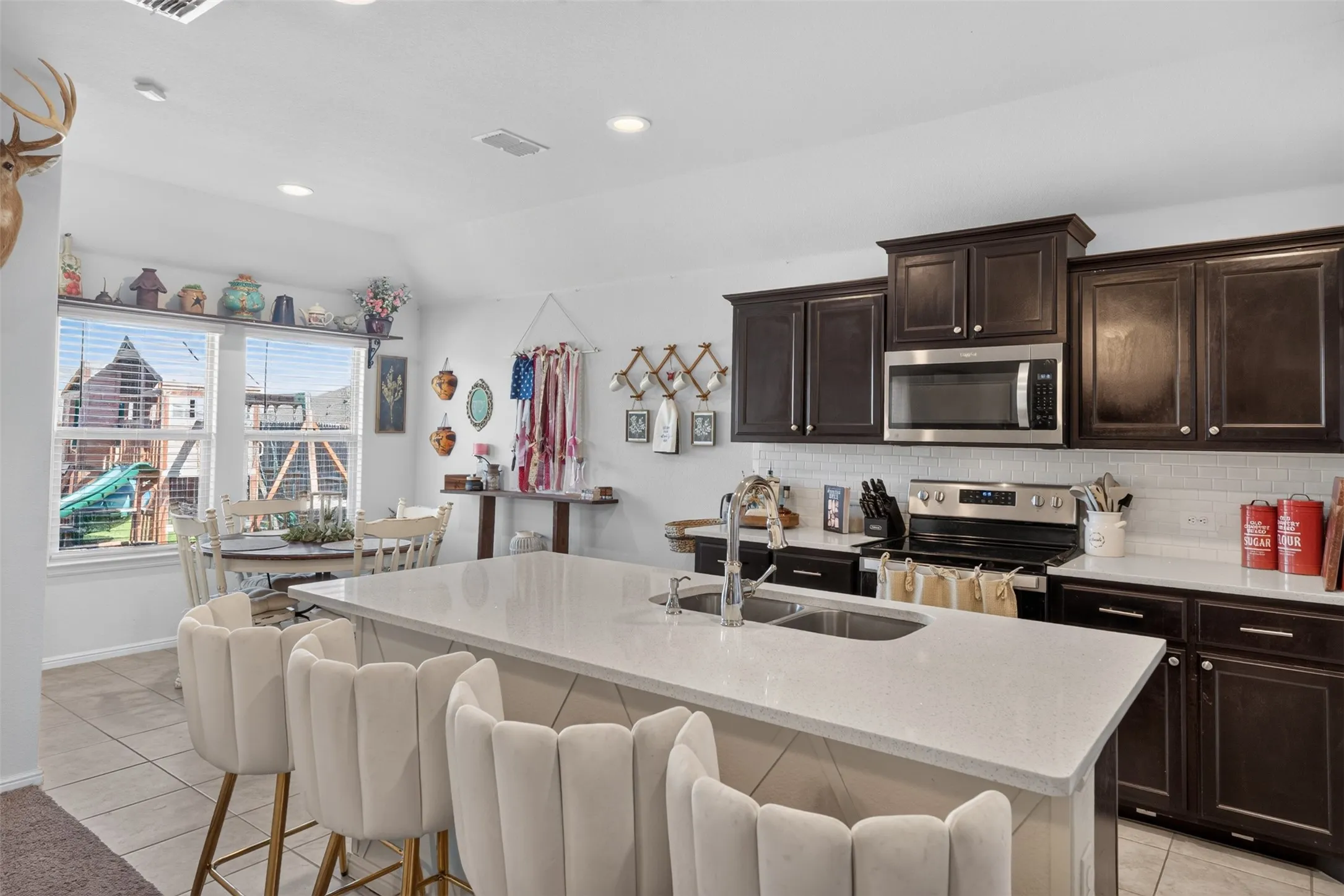 Single Family Residence For Sale in Johnson County , 717 Durango Lane, Cleburne, Texas 76033, 3 Bedroom, 2 Bathroom, 2 Garage spaces, 1,454 Sqft, built in 2021, mls#21325369, Real Estate Agent in Cleburne, Homes For Sale in Johnson county, Homes For Sale in Cleburne, Realtor in Cleburne Texas, Real Estate Brokerage Independent Realty Texas, Luminita Cordes Realtor