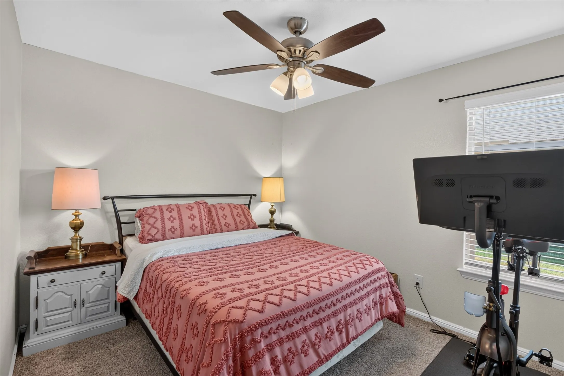 Single Family Residence For Sale in Johnson County , 717 Durango Lane, Cleburne, Texas 76033, 3 Bedroom, 2 Bathroom, 2 Garage spaces, 1,454 Sqft, built in 2021, mls#21325369, Real Estate Agent in Cleburne, Homes For Sale in Johnson county, Homes For Sale in Cleburne, Realtor in Cleburne Texas, Real Estate Brokerage Independent Realty Texas, Luminita Cordes Realtor