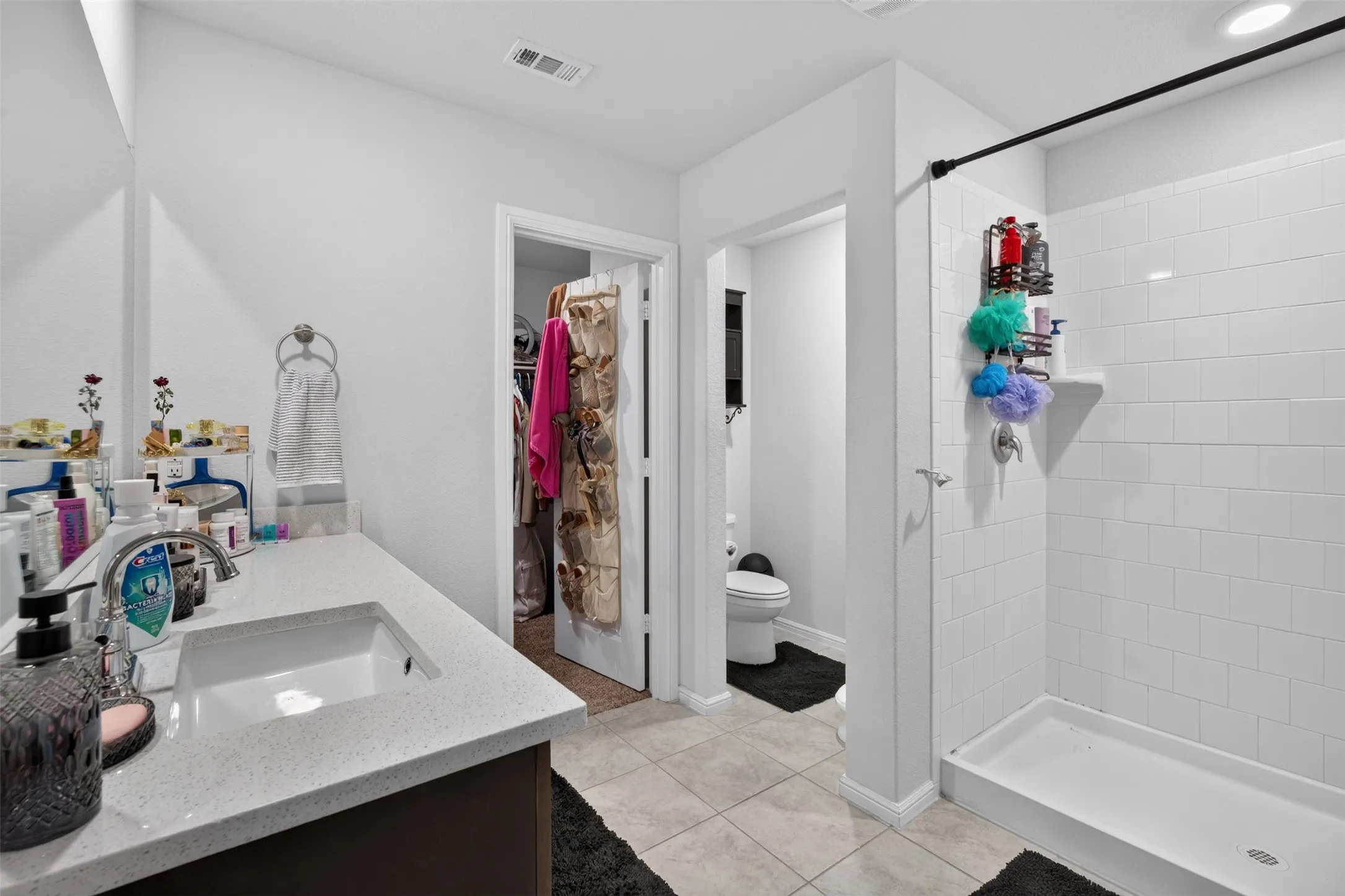 Single Family Residence For Sale in Johnson County , 717 Durango Lane, Cleburne, Texas 76033, 3 Bedroom, 2 Bathroom, 2 Garage spaces, 1,454 Sqft, built in 2021, mls#21325369, Real Estate Agent in Cleburne, Homes For Sale in Johnson county, Homes For Sale in Cleburne, Realtor in Cleburne Texas, Real Estate Brokerage Independent Realty Texas, Luminita Cordes Realtor