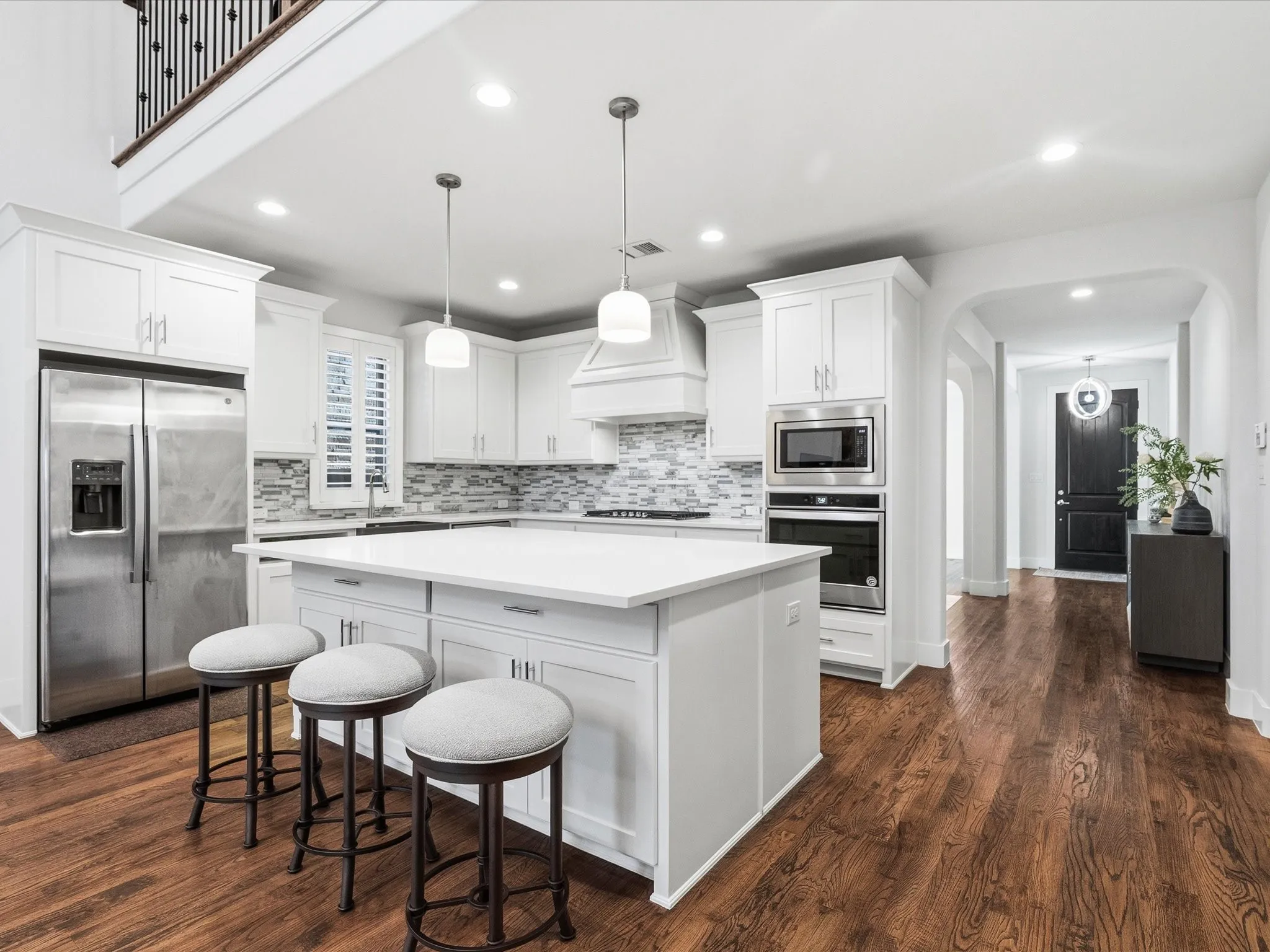 Single Family Residence For Sale in Denton County , 4528 Sir Craig Drive, Carrollton, Texas 75010, 5 Bedrooms, 3 Bathrooms, 2 Garage spaces, 3,484 Sqft, built in 2019, Price $925,000, mls#21324089, Real Estate Agent in Carrollton, Homes For Sale in Denton county, Homes For Sale in Carrollton, Realtor in Carrollton Texas, Real Estate Brokerage Independent Realty Texas, Luminita Cordes Realtor