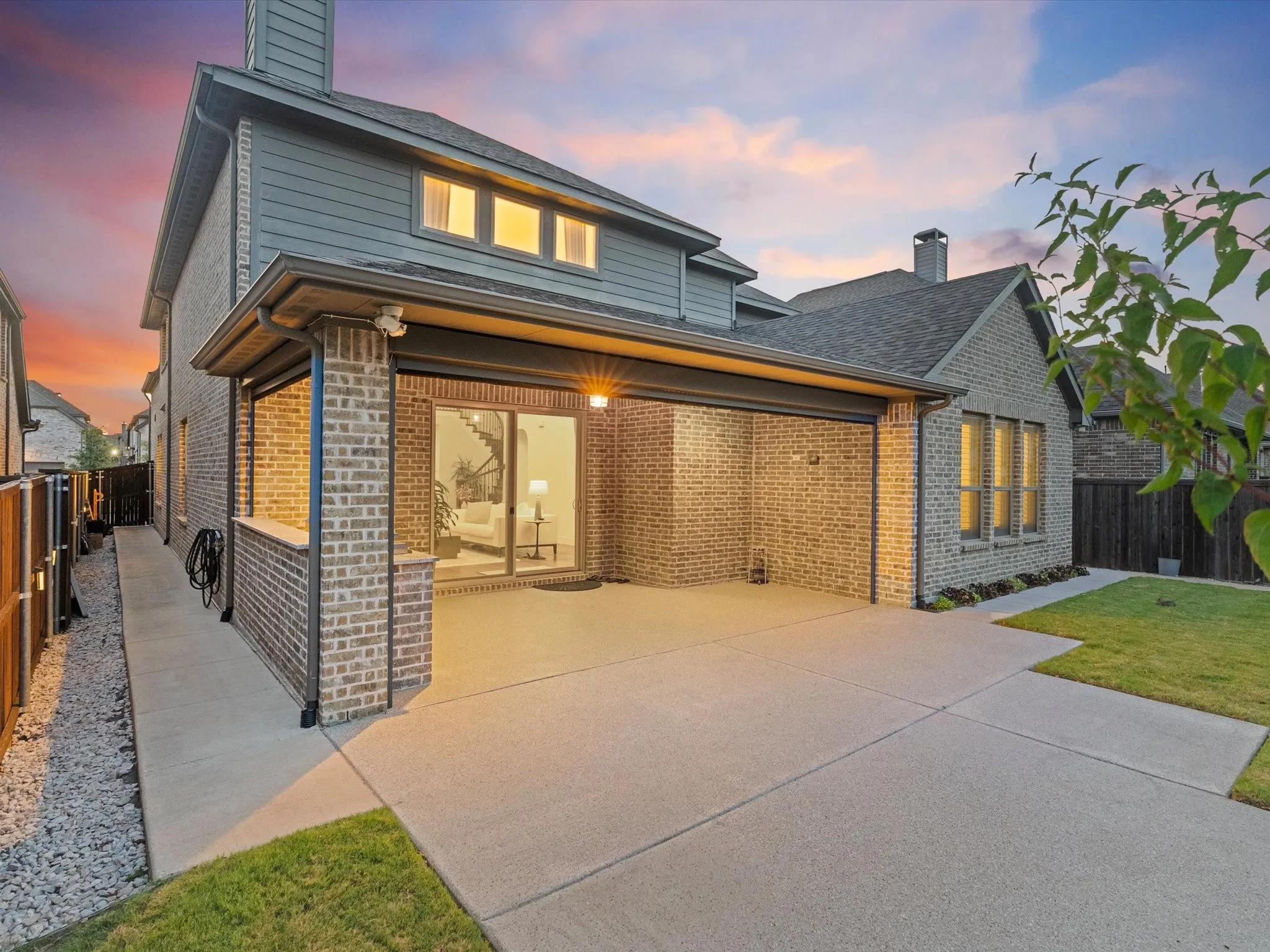 Single Family Residence For Sale in Denton County , 4528 Sir Craig Drive, Carrollton, Texas 75010, 5 Bedrooms, 3 Bathrooms, 2 Garage spaces, 3,484 Sqft, built in 2019, Price $925,000, mls#21324089, Real Estate Agent in Carrollton, Homes For Sale in Denton county, Homes For Sale in Carrollton, Realtor in Carrollton Texas, Real Estate Brokerage Independent Realty Texas, Luminita Cordes Realtor