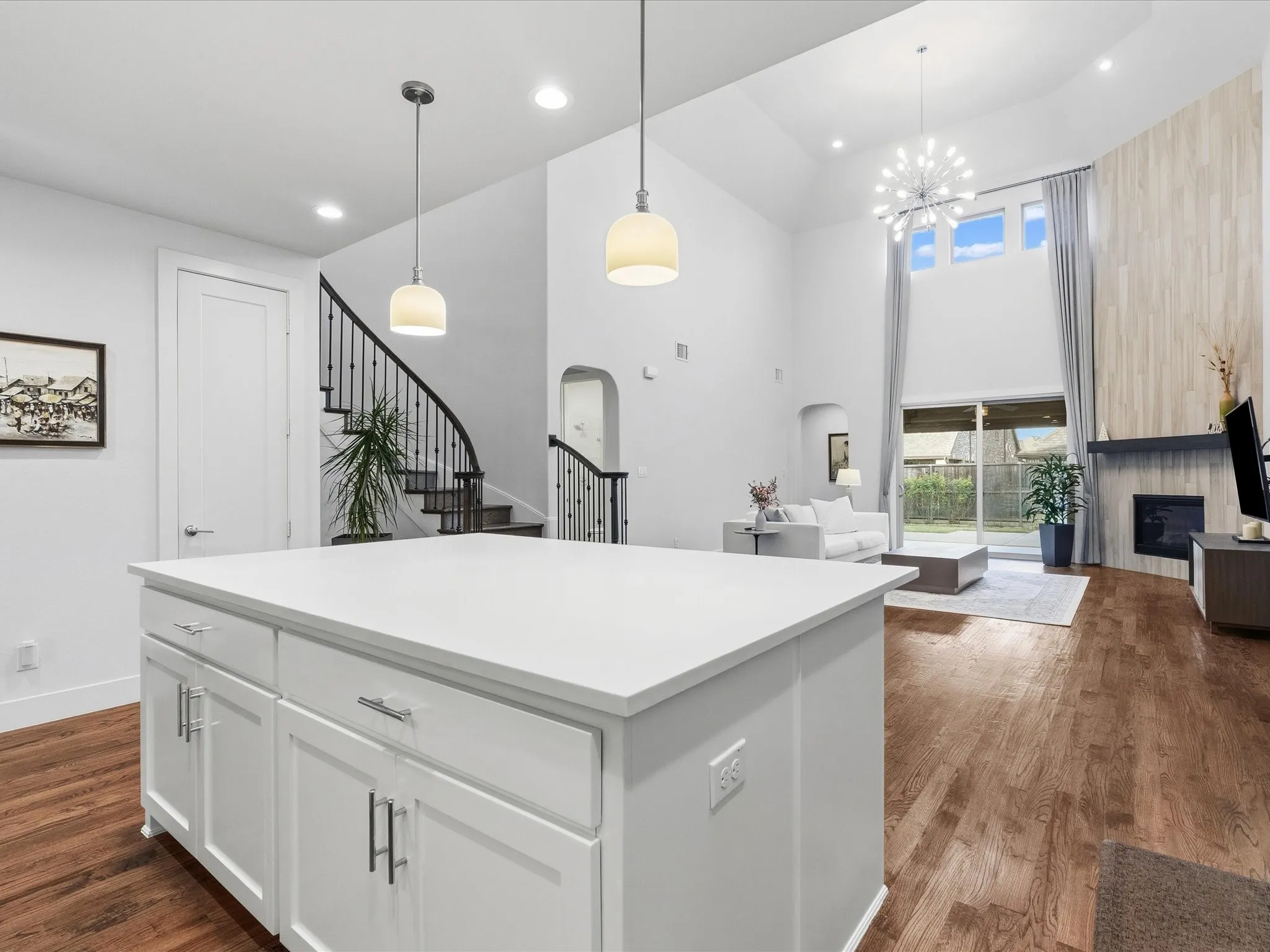 Single Family Residence For Sale in Denton County , 4528 Sir Craig Drive, Carrollton, Texas 75010, 5 Bedrooms, 3 Bathrooms, 2 Garage spaces, 3,484 Sqft, built in 2019, Price $925,000, mls#21324089, Real Estate Agent in Carrollton, Homes For Sale in Denton county, Homes For Sale in Carrollton, Realtor in Carrollton Texas, Real Estate Brokerage Independent Realty Texas, Luminita Cordes Realtor