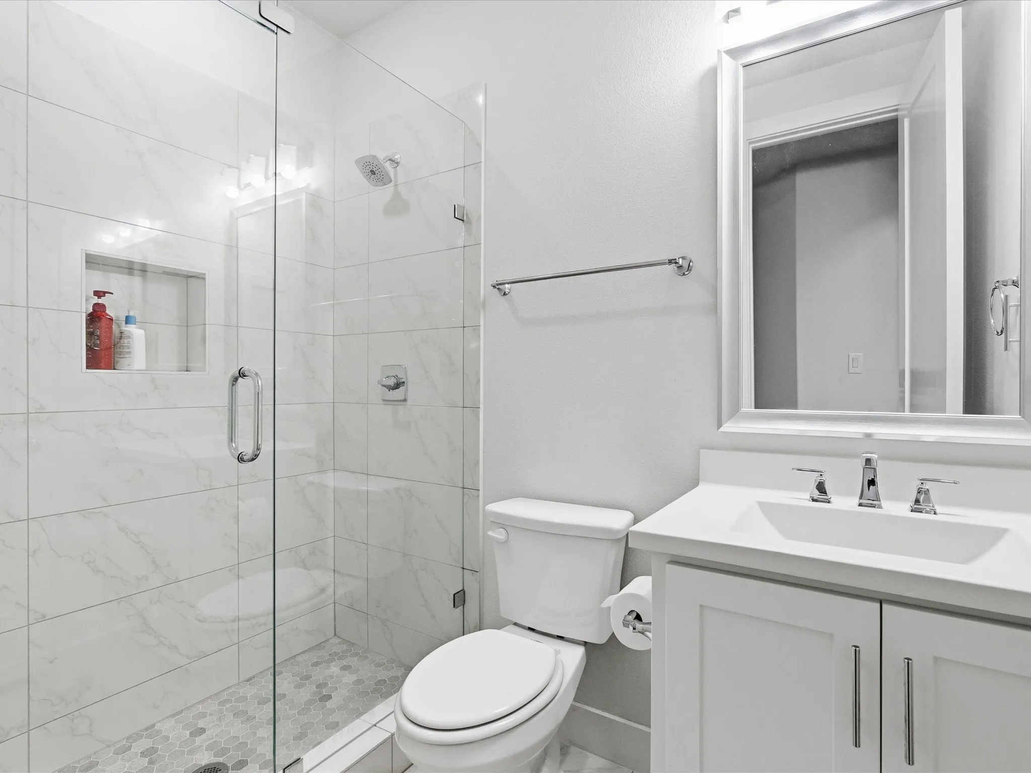 Single Family Residence For Sale in Denton County , 4528 Sir Craig Drive, Carrollton, Texas 75010, 5 Bedrooms, 3 Bathrooms, 2 Garage spaces, 3,484 Sqft, built in 2019, Price $925,000, mls#21324089, Real Estate Agent in Carrollton, Homes For Sale in Denton county, Homes For Sale in Carrollton, Realtor in Carrollton Texas, Real Estate Brokerage Independent Realty Texas, Luminita Cordes Realtor
