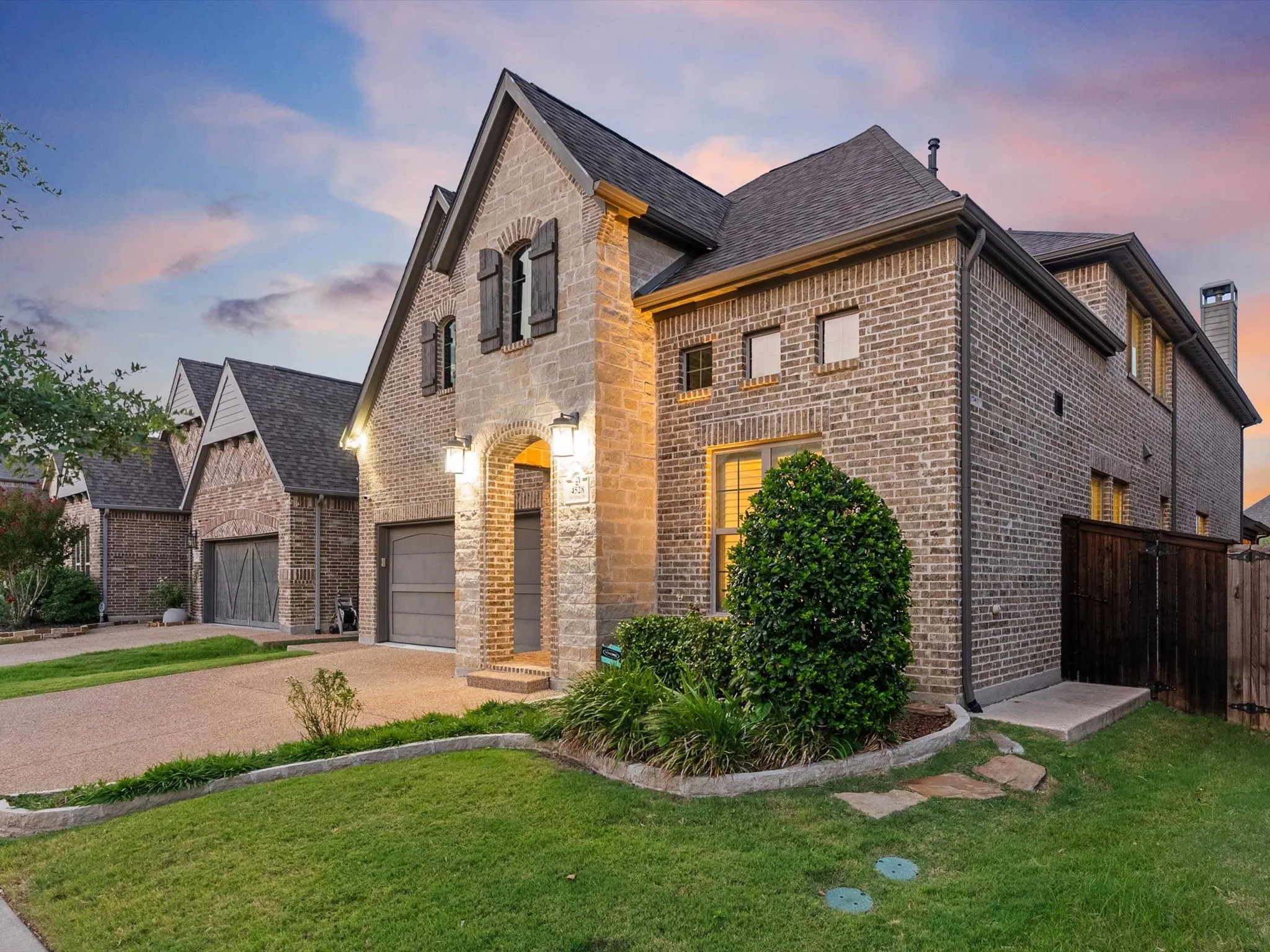 Single Family Residence For Sale in Denton County , 4528 Sir Craig Drive, Carrollton, Texas 75010, 5 Bedrooms, 3 Bathrooms, 2 Garage spaces, 3,484 Sqft, built in 2019, Price $925,000, mls#21324089, Real Estate Agent in Carrollton, Homes For Sale in Denton county, Homes For Sale in Carrollton, Realtor in Carrollton Texas, Real Estate Brokerage Independent Realty Texas, Luminita Cordes Realtor
