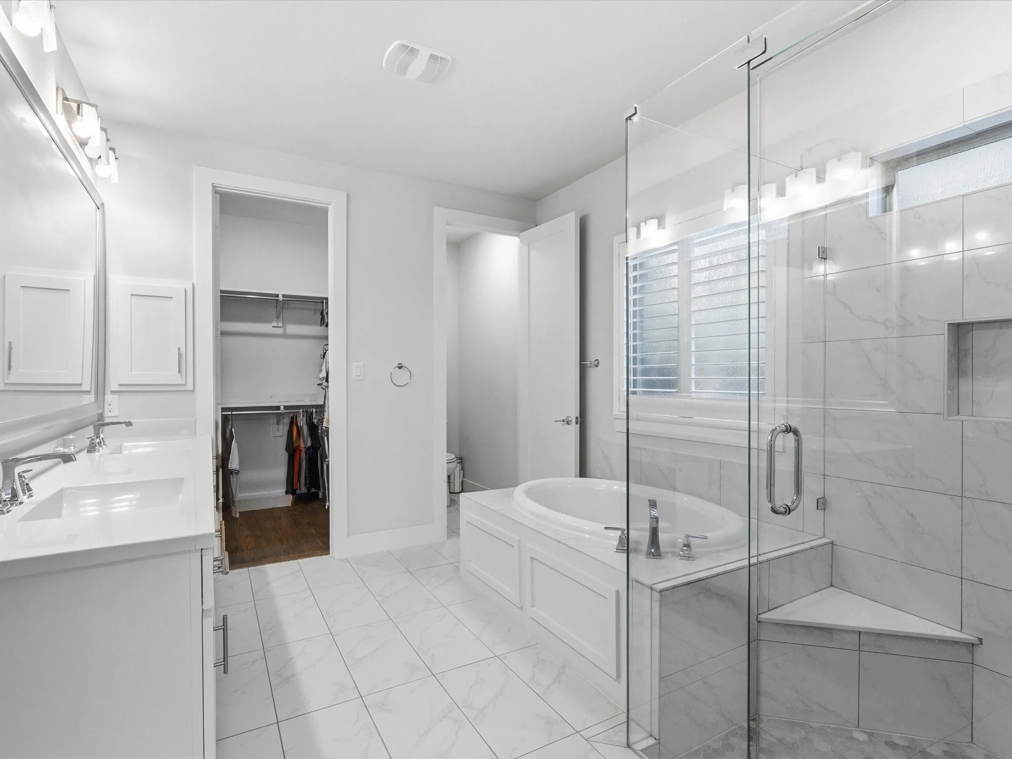 Single Family Residence For Sale in Denton County , 4528 Sir Craig Drive, Carrollton, Texas 75010, 5 Bedrooms, 3 Bathrooms, 2 Garage spaces, 3,484 Sqft, built in 2019, Price $925,000, mls#21324089, Real Estate Agent in Carrollton, Homes For Sale in Denton county, Homes For Sale in Carrollton, Realtor in Carrollton Texas, Real Estate Brokerage Independent Realty Texas, Luminita Cordes Realtor