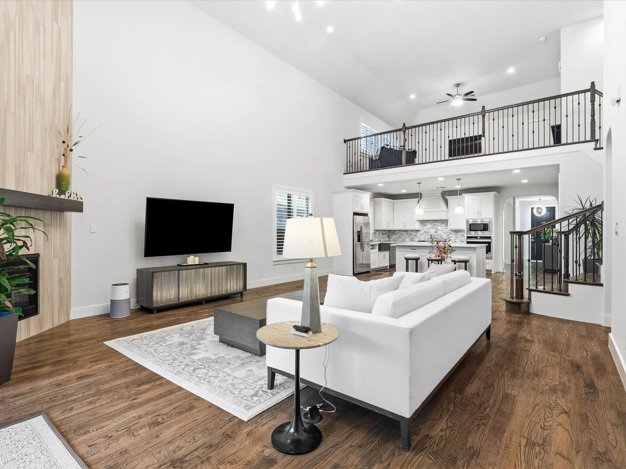 Single Family Residence For Sale in Denton County , 4528 Sir Craig Drive, Carrollton, Texas 75010, 5 Bedrooms, 3 Bathrooms, 2 Garage spaces, 3,484 Sqft, built in 2019, Price $925,000, mls#21324089, Real Estate Agent in Carrollton, Homes For Sale in Denton county, Homes For Sale in Carrollton, Realtor in Carrollton Texas, Real Estate Brokerage Independent Realty Texas, Luminita Cordes Realtor