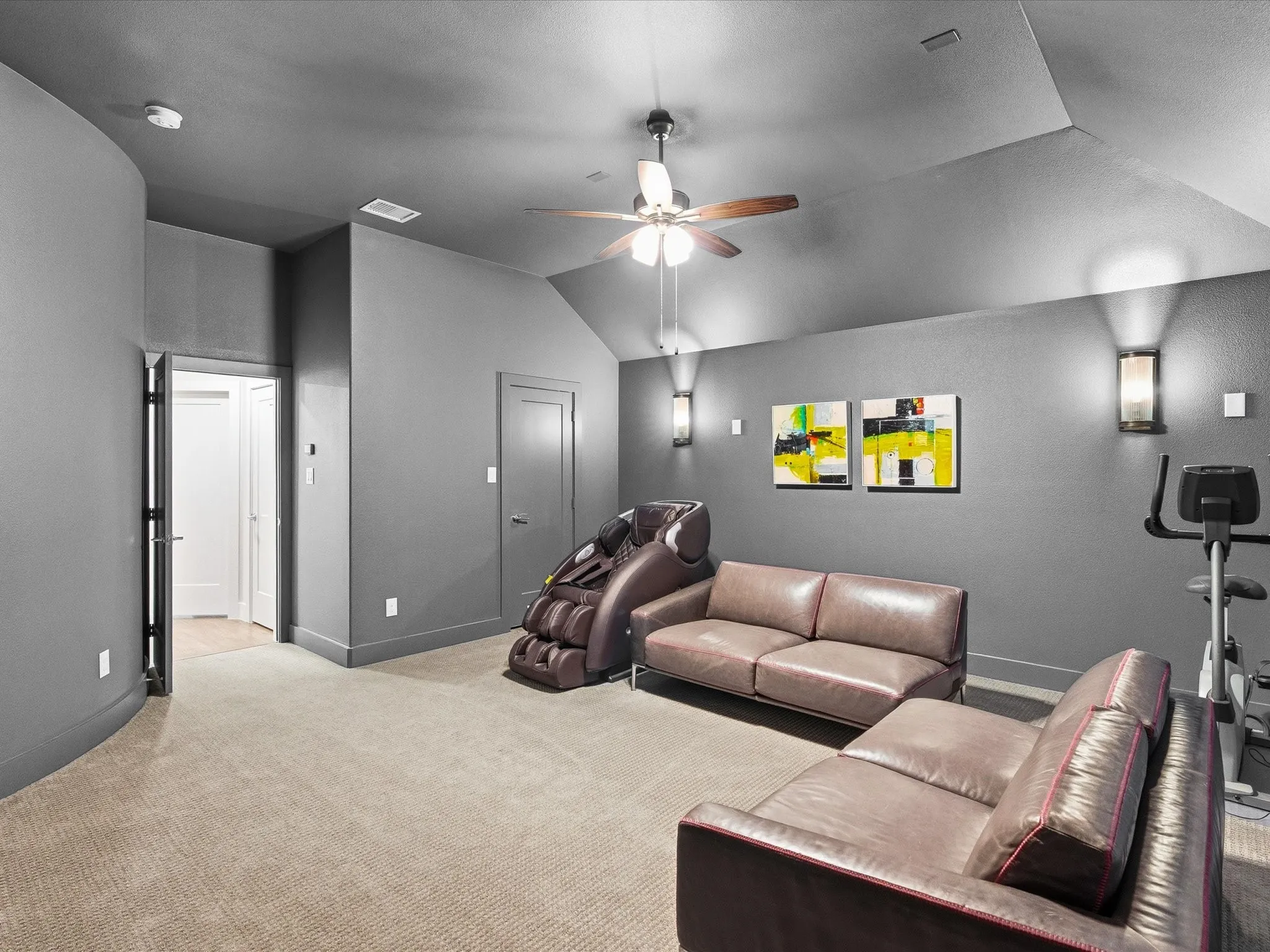Single Family Residence For Sale in Denton County , 4528 Sir Craig Drive, Carrollton, Texas 75010, 5 Bedrooms, 3 Bathrooms, 2 Garage spaces, 3,484 Sqft, built in 2019, Price $925,000, mls#21324089, Real Estate Agent in Carrollton, Homes For Sale in Denton county, Homes For Sale in Carrollton, Realtor in Carrollton Texas, Real Estate Brokerage Independent Realty Texas, Luminita Cordes Realtor