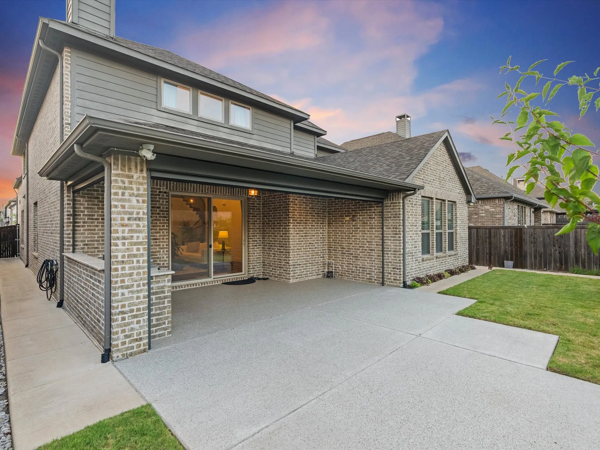 Single Family Residence For Sale in Denton County , 4528 Sir Craig Drive, Carrollton, Texas 75010, 5 Bedrooms, 3 Bathrooms, 2 Garage spaces, 3,484 Sqft, built in 2019, Price $925,000, mls#21324089, Real Estate Agent in Carrollton, Homes For Sale in Denton county, Homes For Sale in Carrollton, Realtor in Carrollton Texas, Real Estate Brokerage Independent Realty Texas, Luminita Cordes Realtor