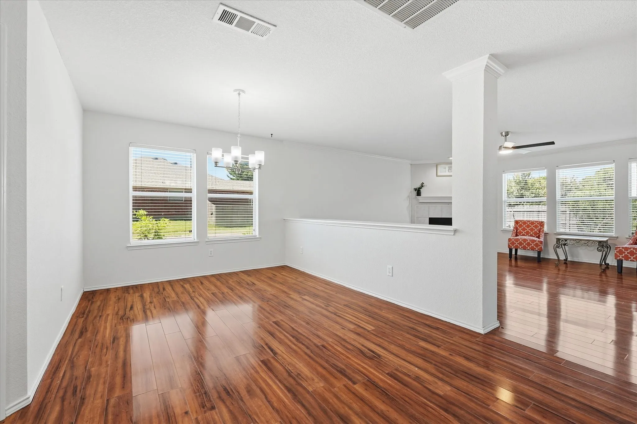 Single Family Residence For Sale in Tarrant County , 13201 Padre Avenue, Fort Worth, Texas 76244, 4 Bedroom, 3 Bathroom, 2 Garage spaces, 2,754 Sqft, built in 2006, mls#21320995, Real Estate Agent in Fort Worth, Homes For Sale in Tarrant county, Homes For Sale in Fort Worth, Realtor in Fort Worth Texas, Real Estate Brokerage Independent Realty Texas, Luminita Cordes Realtor