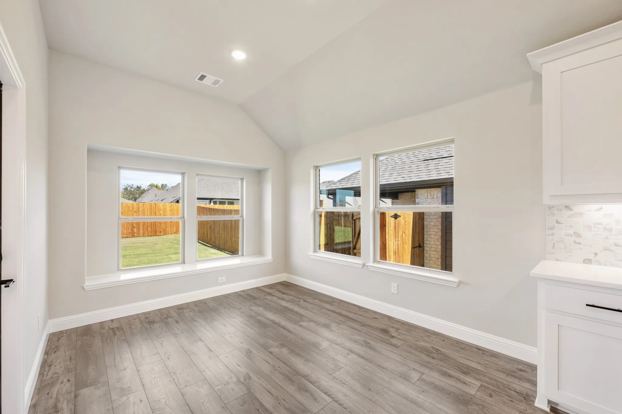 Single Family Residence For Sale in Fannin County , 1284 Emily Drive, Trenton, Texas 75490, 4 Bedroom, 4 Bathroom, 2 Garage spaces, 2,838 Sqft, built in 2025, mls#21328199, Real Estate Agent in Trenton, Homes For Sale in Fannin county, Homes For Sale in Trenton, Realtor in Trenton Texas, Real Estate Brokerage Independent Realty Texas, Luminita Cordes Realtor