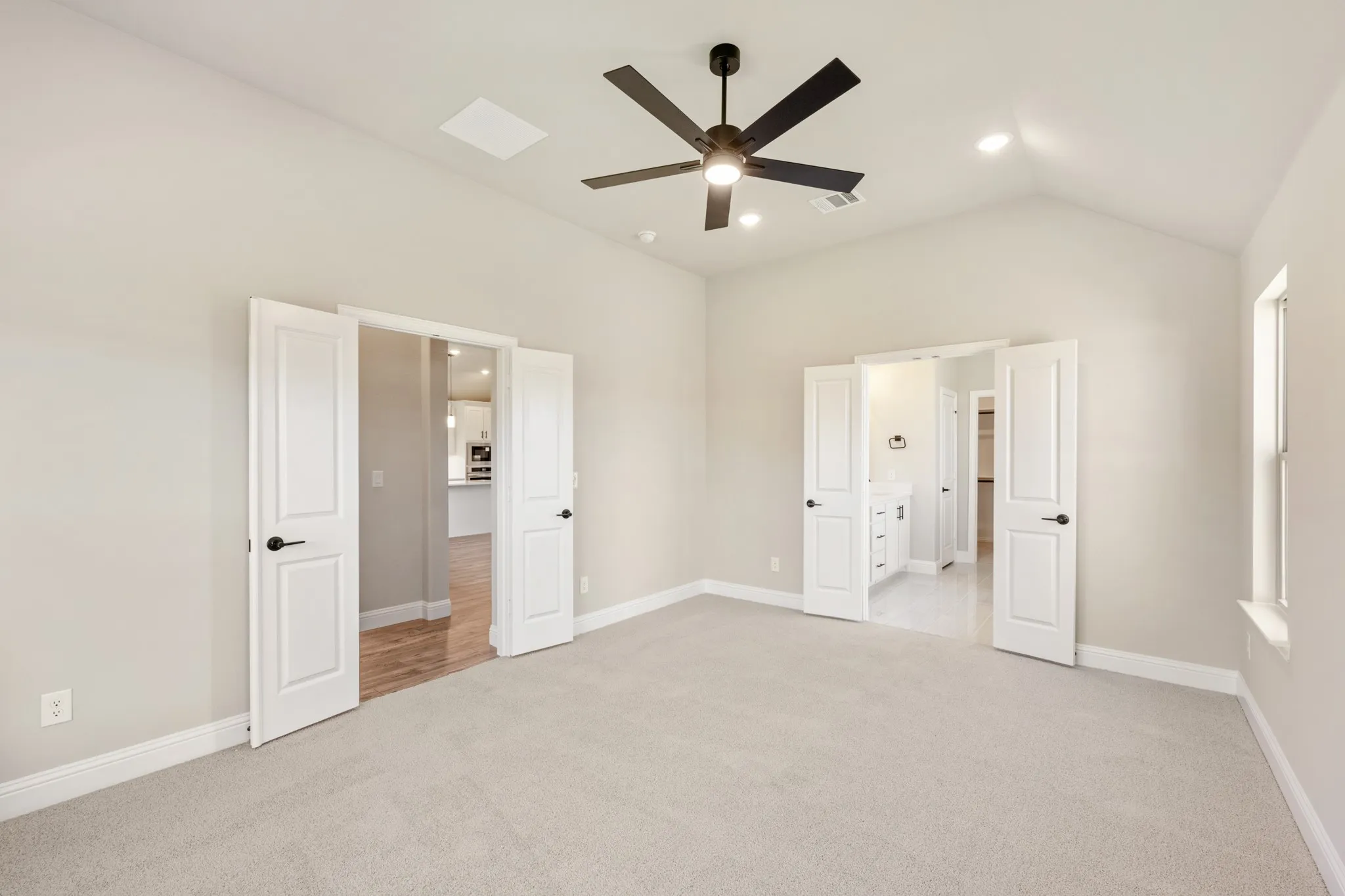 Single Family Residence For Sale in Fannin County , 1284 Emily Drive, Trenton, Texas 75490, 4 Bedroom, 4 Bathroom, 2 Garage spaces, 2,838 Sqft, built in 2025, mls#21328199, Real Estate Agent in Trenton, Homes For Sale in Fannin county, Homes For Sale in Trenton, Realtor in Trenton Texas, Real Estate Brokerage Independent Realty Texas, Luminita Cordes Realtor