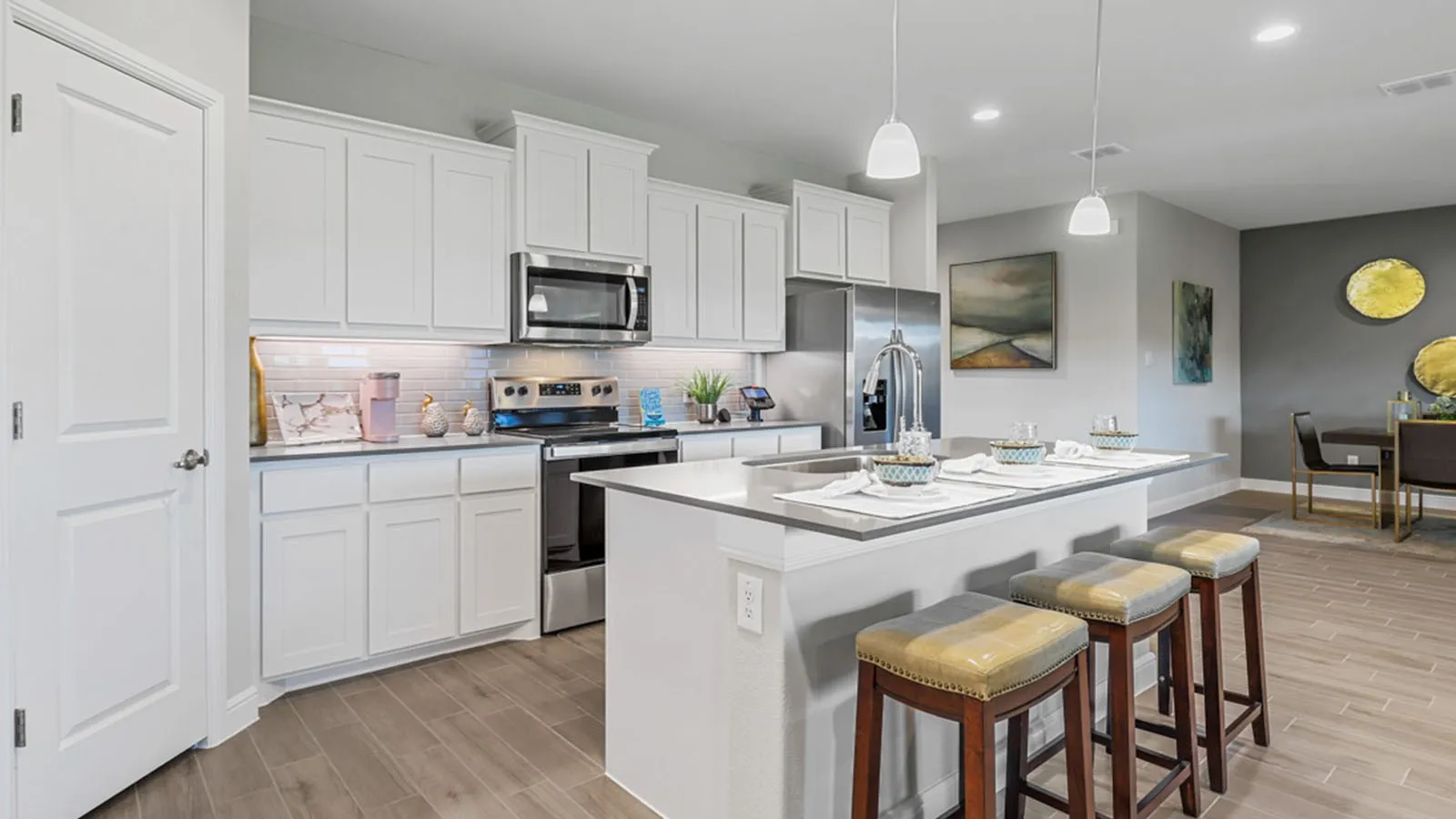 Single Family Residence For Sale in Hood County , 4137 CORNERSTONE Circle, Granbury, Texas 76048, 4 Bedrooms, 2 Bathrooms, 2 Garage spaces, 2,030 Sqft, built in 2025, Price $367,570, mls#21325211, Real Estate Agent in Granbury, Homes For Sale in Hood county, Homes For Sale in Granbury, Realtor in Granbury Texas, Real Estate Brokerage Independent Realty Texas, Luminita Cordes Realtor