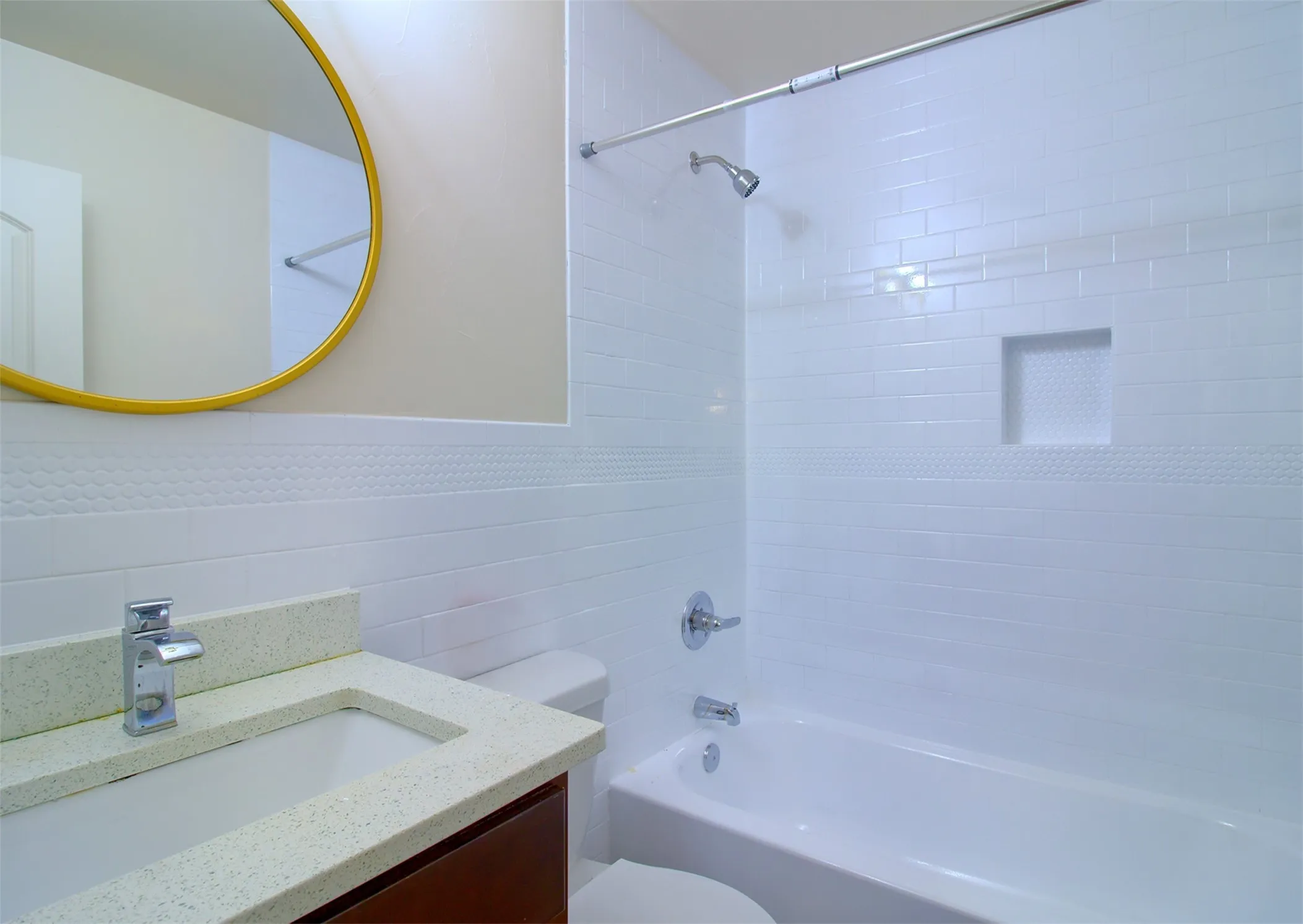 Single Family Residence For Sale in Dallas County , 12220 Eunice Street, Farmers Branch, Texas 75234, 4 Bedroom, 2 Bathroom, 2 Garage spaces, 1,666 Sqft, built in 1958, mls#21327560, Real Estate Agent in Farmers Branch, Homes For Sale in Dallas county, Homes For Sale in Farmers Branch, Realtor in Farmers Branch Texas, Real Estate Brokerage Independent Realty Texas, Luminita Cordes Realtor