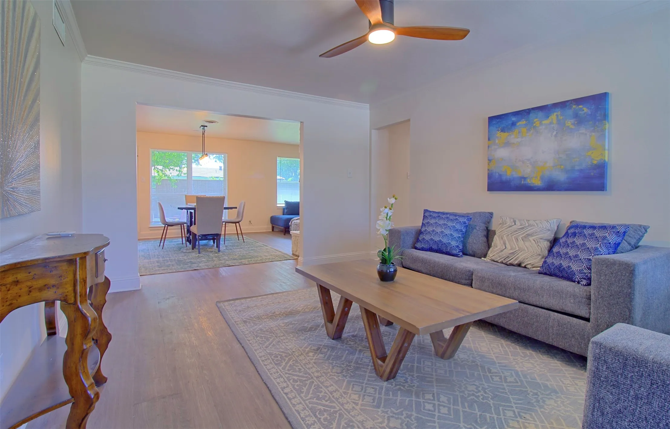 Single Family Residence For Sale in Dallas County , 12220 Eunice Street, Farmers Branch, Texas 75234, 4 Bedroom, 2 Bathroom, 2 Garage spaces, 1,666 Sqft, built in 1958, mls#21327560, Real Estate Agent in Farmers Branch, Homes For Sale in Dallas county, Homes For Sale in Farmers Branch, Realtor in Farmers Branch Texas, Real Estate Brokerage Independent Realty Texas, Luminita Cordes Realtor