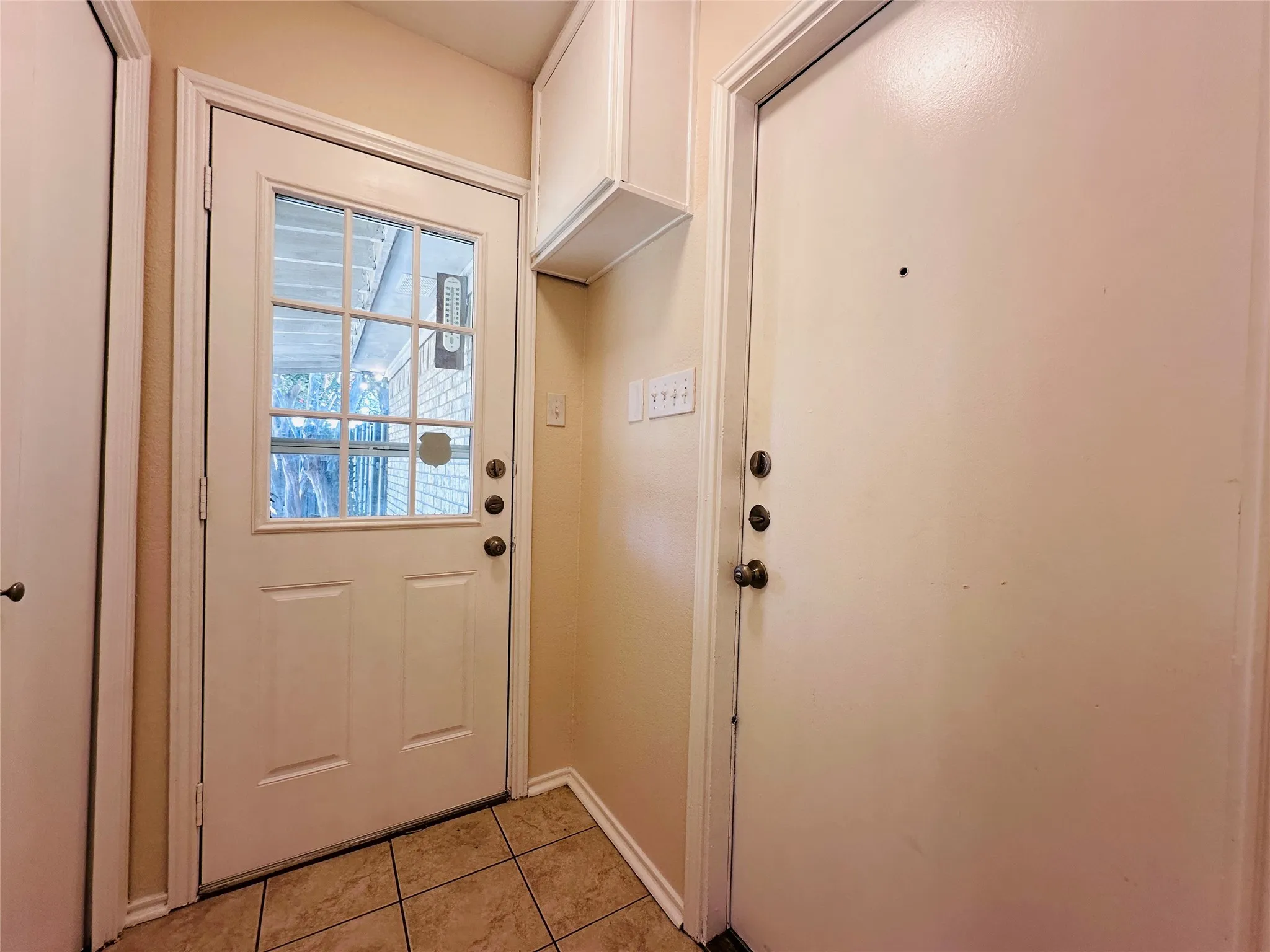 Single Family Residence For Sale in Dallas County , 1501 Wheatfield Court, Mesquite, Texas 75149, 3 Bedroom, 2 Bathroom, 2 Garage spaces, 1,384 Sqft, built in 1984, mls#21327838, Real Estate Agent in Mesquite, Homes For Sale in Dallas county, Homes For Sale in Mesquite, Realtor in Mesquite Texas, Real Estate Brokerage Independent Realty Texas, Luminita Cordes Realtor