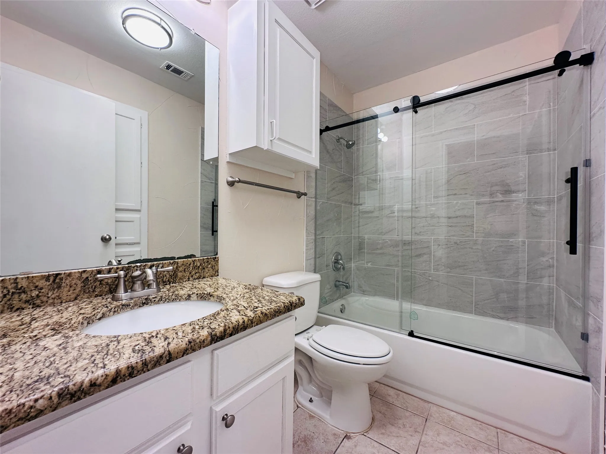 Single Family Residence For Sale in Dallas County , 1501 Wheatfield Court, Mesquite, Texas 75149, 3 Bedroom, 2 Bathroom, 2 Garage spaces, 1,384 Sqft, built in 1984, mls#21327838, Real Estate Agent in Mesquite, Homes For Sale in Dallas county, Homes For Sale in Mesquite, Realtor in Mesquite Texas, Real Estate Brokerage Independent Realty Texas, Luminita Cordes Realtor