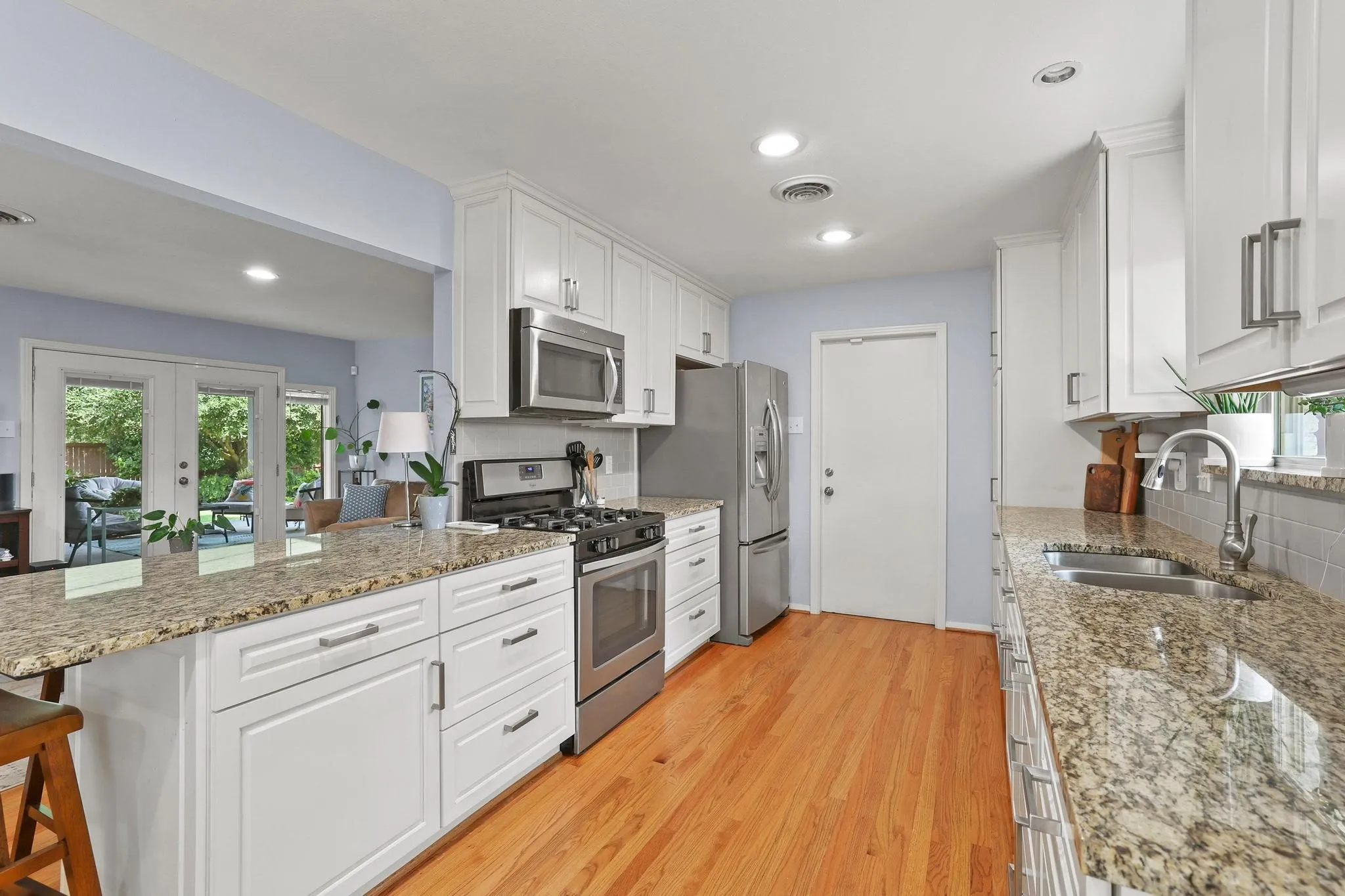Thoughtful details and an efficient layout make this area ready for everything from quick breakfasts to family dinners.