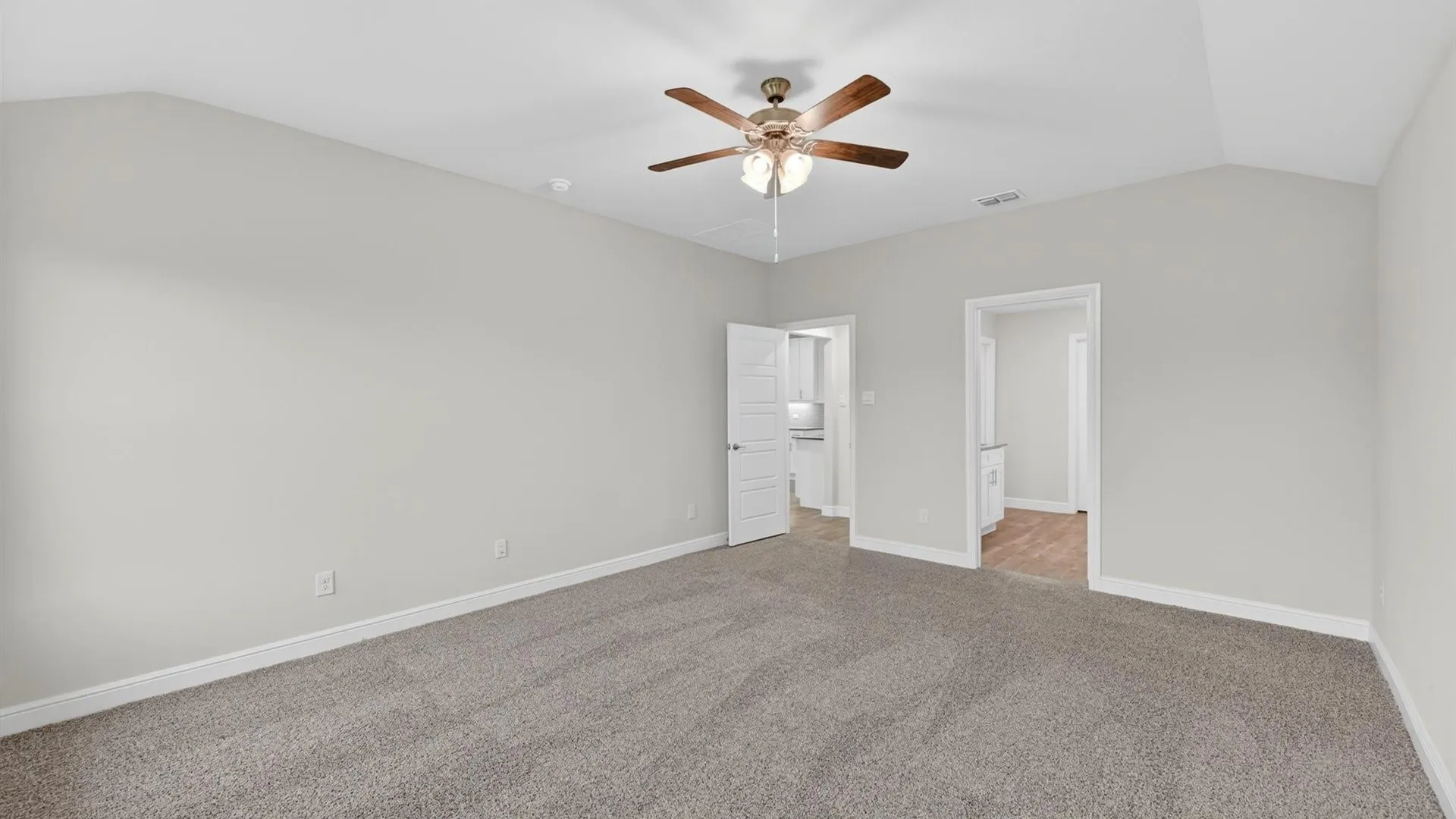 Single Family Residence For Sale in Hood County , 213 SANDSTONE Circle, Granbury, Texas 76048, 4 Bedroom, 2 Bathroom, 2 Garage spaces, 2,148 Sqft, built in 2025, mls#21325251, Real Estate Agent in Granbury, Homes For Sale in Hood county, Homes For Sale in Granbury, Realtor in Granbury Texas, Real Estate Brokerage Independent Realty Texas, Luminita Cordes Realtor