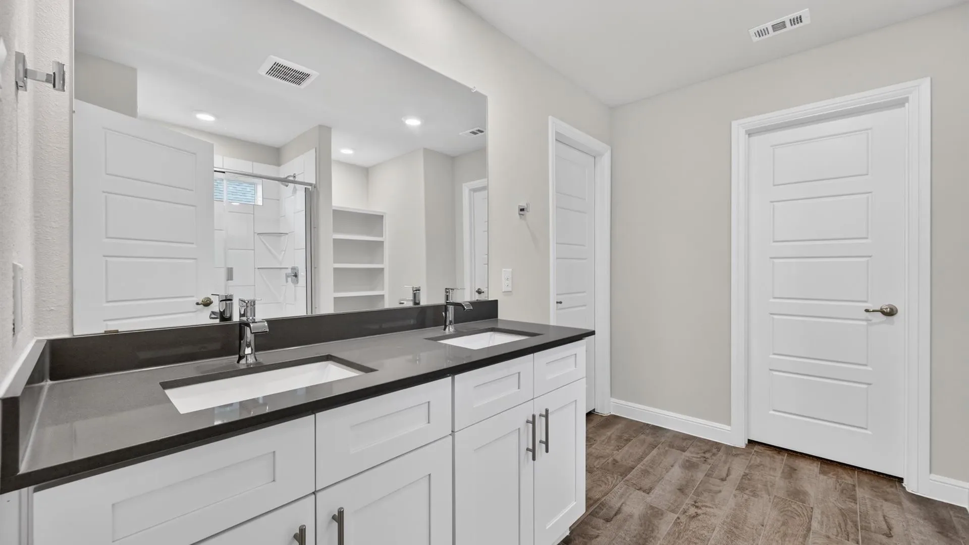 Single Family Residence For Sale in Hood County , 213 SANDSTONE Circle, Granbury, Texas 76048, 4 Bedroom, 2 Bathroom, 2 Garage spaces, 2,148 Sqft, built in 2025, mls#21325251, Real Estate Agent in Granbury, Homes For Sale in Hood county, Homes For Sale in Granbury, Realtor in Granbury Texas, Real Estate Brokerage Independent Realty Texas, Luminita Cordes Realtor