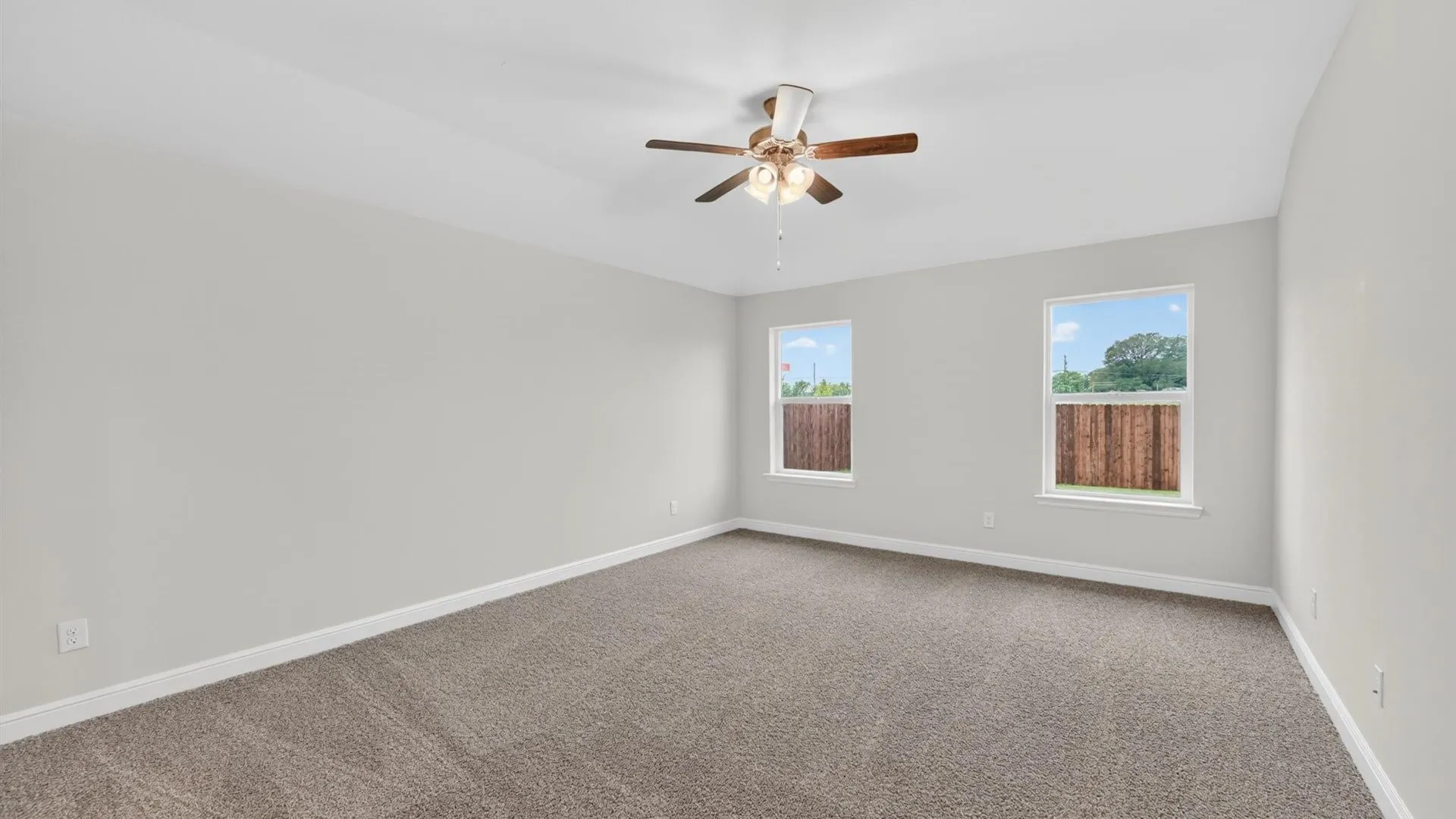 Single Family Residence For Sale in Hood County , 213 SANDSTONE Circle, Granbury, Texas 76048, 4 Bedroom, 2 Bathroom, 2 Garage spaces, 2,148 Sqft, built in 2025, mls#21325251, Real Estate Agent in Granbury, Homes For Sale in Hood county, Homes For Sale in Granbury, Realtor in Granbury Texas, Real Estate Brokerage Independent Realty Texas, Luminita Cordes Realtor
