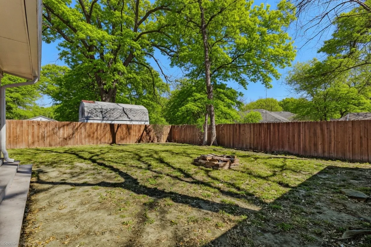 Single Family Residence For Sale in Kaufman County , 608 N Catherine Street, Terrell, Texas 75160, 3 Bedroom, 3 Bathroom, 1 Garage spaces, 2,206 Sqft, built in 2022, mls#21327945, Real Estate Agent in Terrell, Homes For Sale in Kaufman county, Homes For Sale in Terrell, Realtor in Terrell Texas, Real Estate Brokerage Independent Realty Texas, Luminita Cordes Realtor
