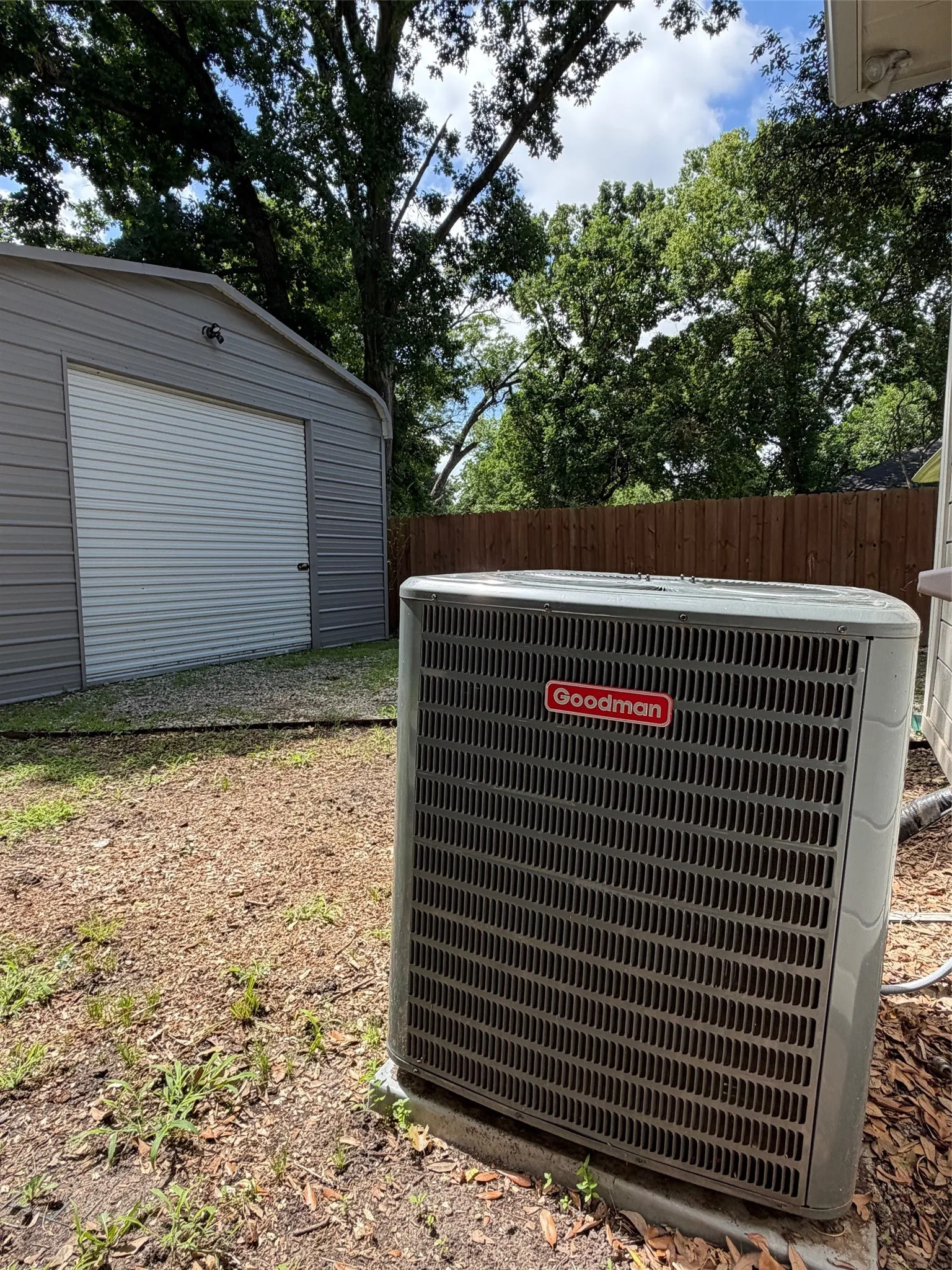 Single Family Residence For Sale in Kaufman County , 608 N Catherine Street, Terrell, Texas 75160, 3 Bedroom, 3 Bathroom, 1 Garage spaces, 2,206 Sqft, built in 2022, mls#21327945, Real Estate Agent in Terrell, Homes For Sale in Kaufman county, Homes For Sale in Terrell, Realtor in Terrell Texas, Real Estate Brokerage Independent Realty Texas, Luminita Cordes Realtor