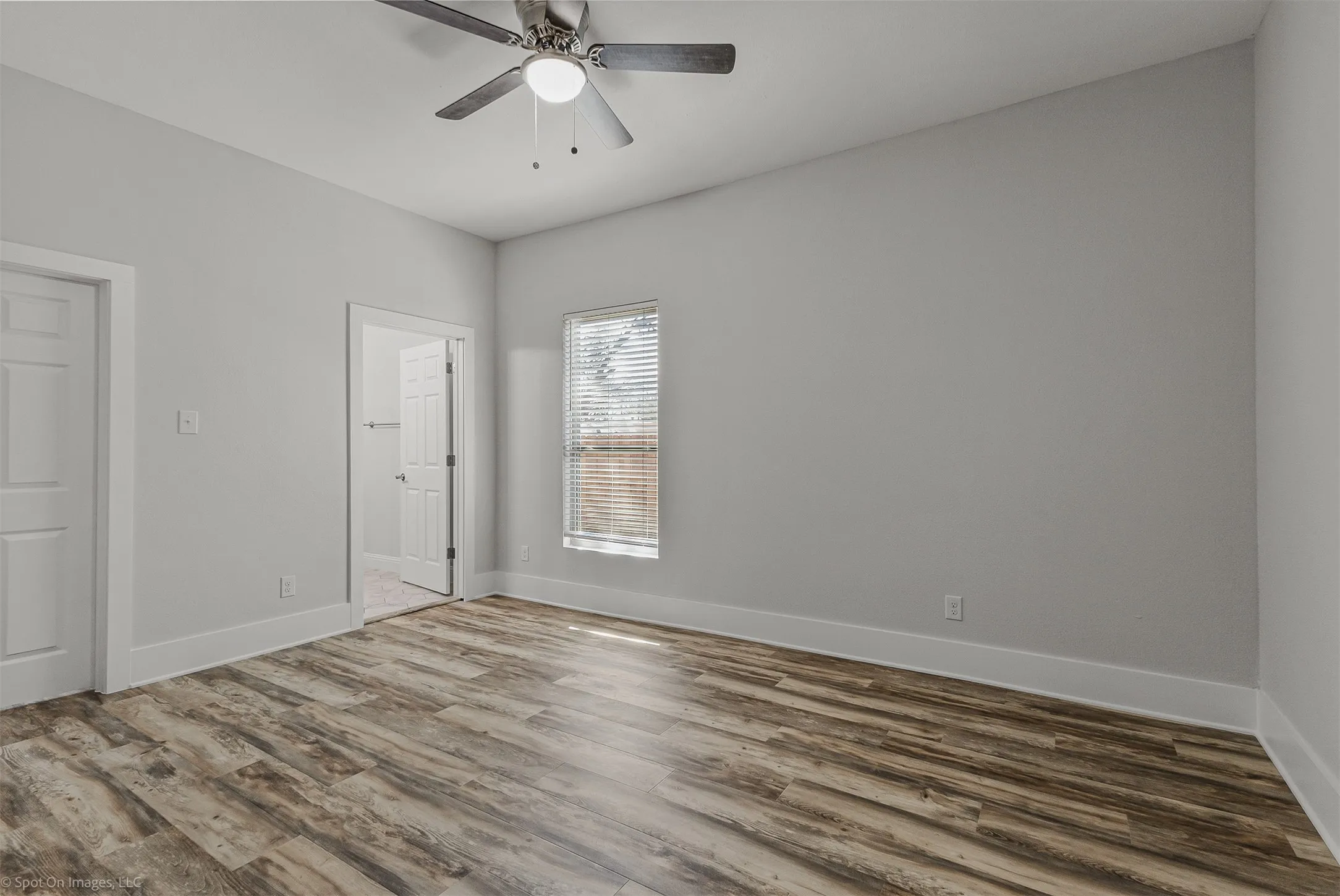 Single Family Residence For Sale in Kaufman County , 608 N Catherine Street, Terrell, Texas 75160, 3 Bedroom, 3 Bathroom, 1 Garage spaces, 2,206 Sqft, built in 2022, mls#21327945, Real Estate Agent in Terrell, Homes For Sale in Kaufman county, Homes For Sale in Terrell, Realtor in Terrell Texas, Real Estate Brokerage Independent Realty Texas, Luminita Cordes Realtor