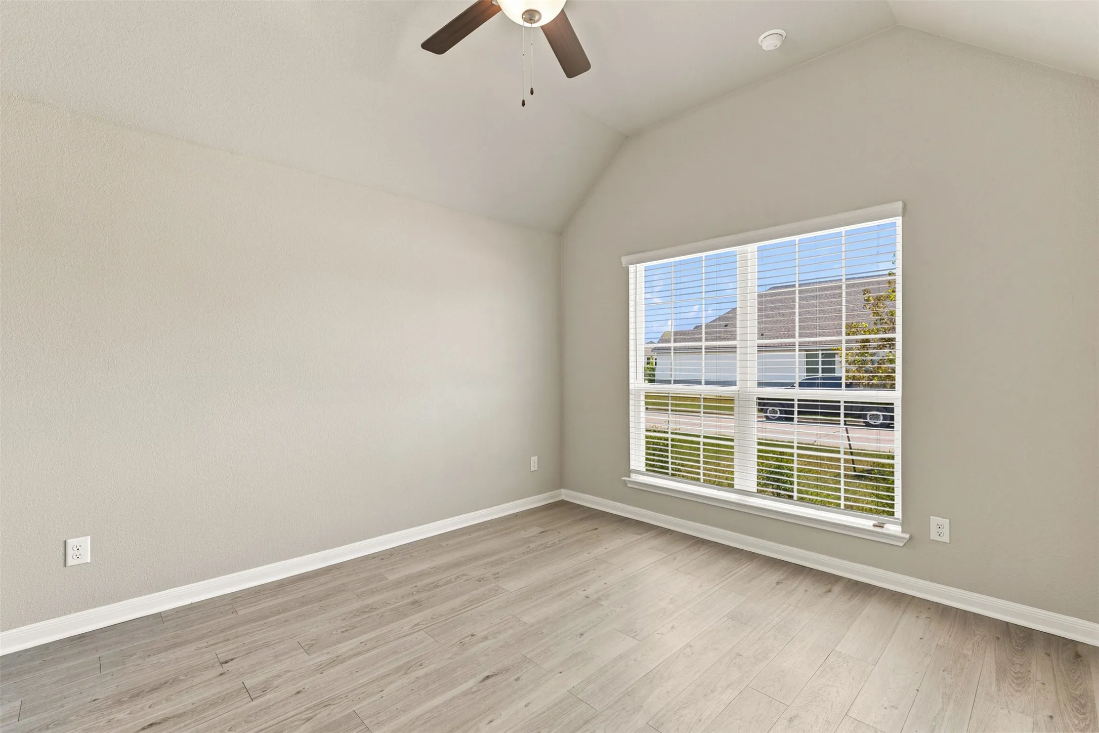 Single Family Residence For Sale in Mc Lennan County , 3228 Dottavio Road, Waco, Texas 76655, 4 Bedroom, 3 Bathroom, 2 Garage spaces, 2,121 Sqft, built in 2022, mls#21318610, Real Estate Agent in Waco, Homes For Sale in Mc Lennan county, Homes For Sale in Waco, Realtor in Waco Texas, Real Estate Brokerage Independent Realty Texas, Luminita Cordes Realtor