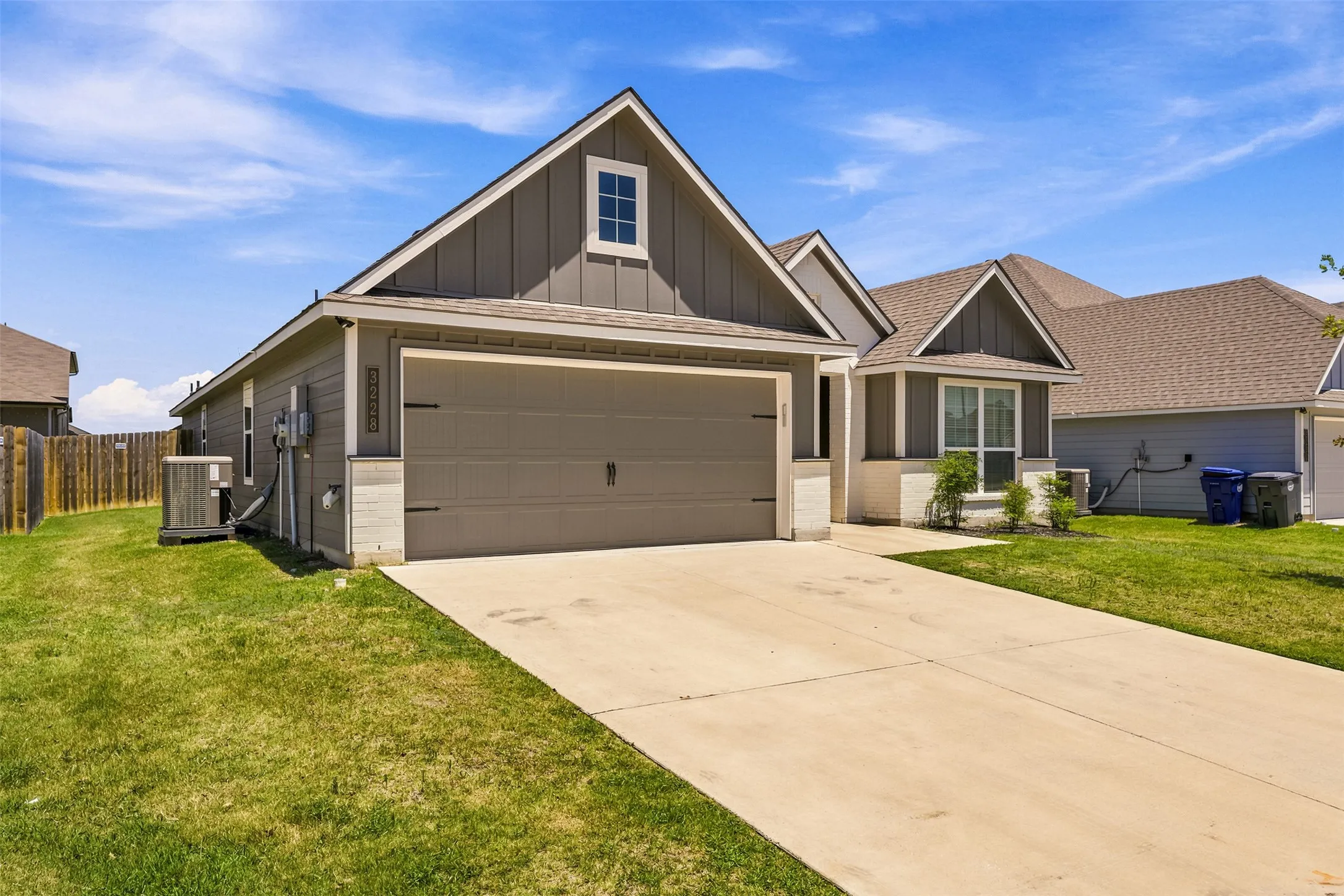 Single Family Residence For Sale in Mc Lennan County , 3228 Dottavio Road, Waco, Texas 76655, 4 Bedroom, 3 Bathroom, 2 Garage spaces, 2,121 Sqft, built in 2022, mls#21318610, Real Estate Agent in Waco, Homes For Sale in Mc Lennan county, Homes For Sale in Waco, Realtor in Waco Texas, Real Estate Brokerage Independent Realty Texas, Luminita Cordes Realtor