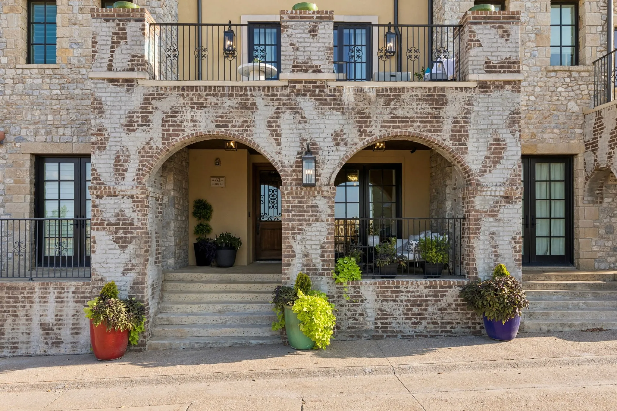 Single Family Residence For Sale in Tarrant County , 63 Cortes Drive, Westlake, Texas 76262, 3 Bedroom, 4 Bathroom, 2 Garage spaces, 2,566 Sqft, built in 2021, mls#21314320, Real Estate Agent in Westlake, Homes For Sale in Tarrant county, Homes For Sale in Westlake, Realtor in Westlake Texas, Real Estate Brokerage Independent Realty Texas, Luminita Cordes Realtor