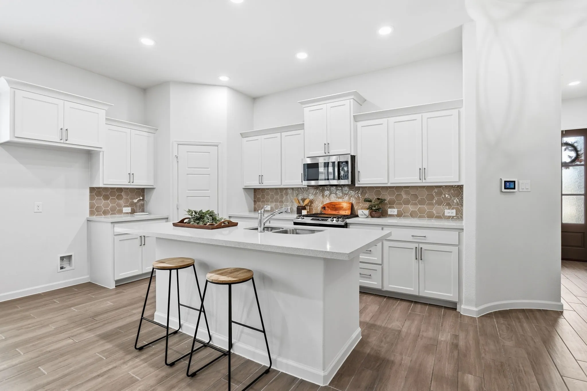 Single Family Residence For Sale in Kaufman County , 2430 Bathwick Lane, Forney, Texas 75126, 3 Bedroom, 2 Bathroom, 2 Garage spaces, 1,743 Sqft, built in 2023, mls#21328101, Real Estate Agent in Forney, Homes For Sale in Kaufman county, Homes For Sale in Forney, Realtor in Forney Texas, Real Estate Brokerage Independent Realty Texas, Luminita Cordes Realtor