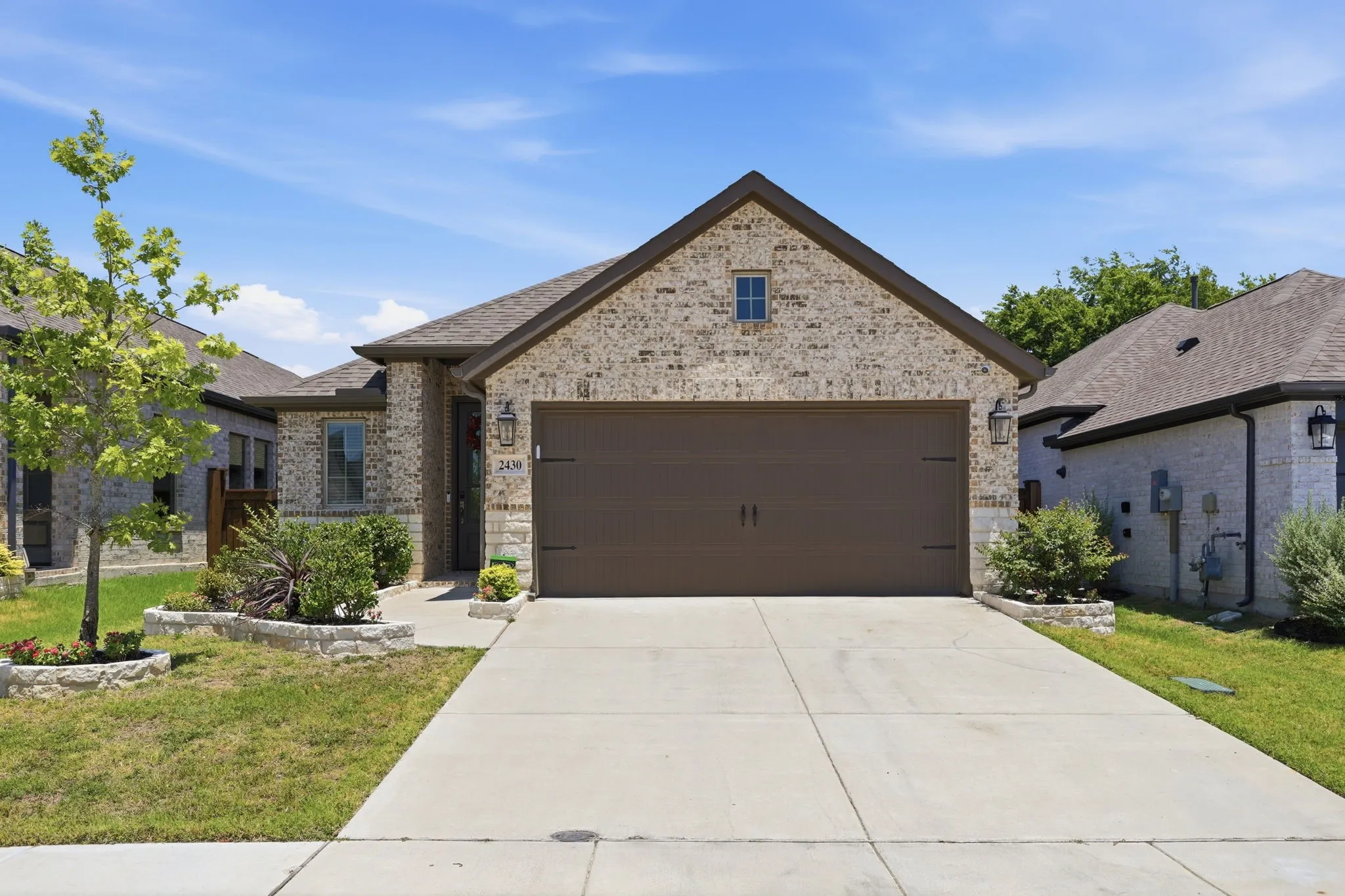 Single Family Residence For Sale in Kaufman County , 2430 Bathwick Lane, Forney, Texas 75126, 3 Bedroom, 2 Bathroom, 2 Garage spaces, 1,743 Sqft, built in 2023, mls#21328101, Real Estate Agent in Forney, Homes For Sale in Kaufman county, Homes For Sale in Forney, Realtor in Forney Texas, Real Estate Brokerage Independent Realty Texas, Luminita Cordes Realtor
