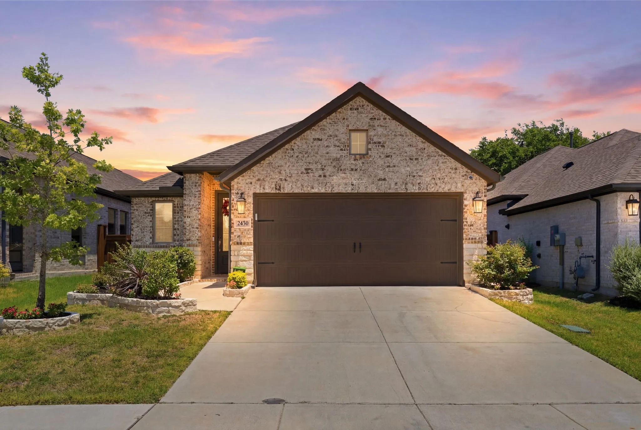 Single Family Residence For Sale in Kaufman County , 2430 Bathwick Lane, Forney, Texas 75126, 3 Bedroom, 2 Bathroom, 2 Garage spaces, 1,743 Sqft, built in 2023, mls#21328101, Real Estate Agent in Forney, Homes For Sale in Kaufman county, Homes For Sale in Forney, Realtor in Forney Texas, Real Estate Brokerage Independent Realty Texas, Luminita Cordes Realtor