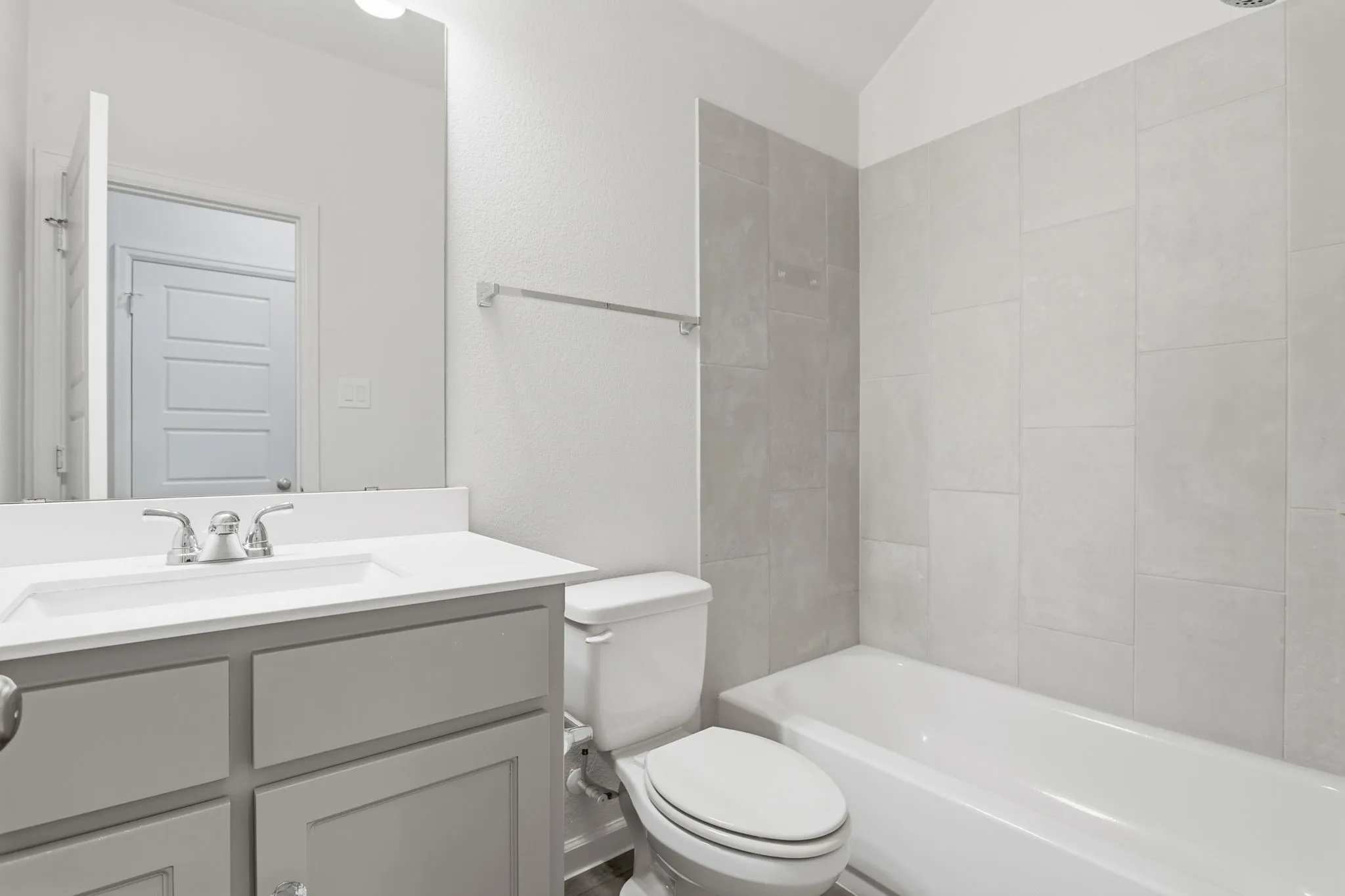 Single Family Residence For Sale in Kaufman County , 2430 Bathwick Lane, Forney, Texas 75126, 3 Bedroom, 2 Bathroom, 2 Garage spaces, 1,743 Sqft, built in 2023, mls#21328101, Real Estate Agent in Forney, Homes For Sale in Kaufman county, Homes For Sale in Forney, Realtor in Forney Texas, Real Estate Brokerage Independent Realty Texas, Luminita Cordes Realtor