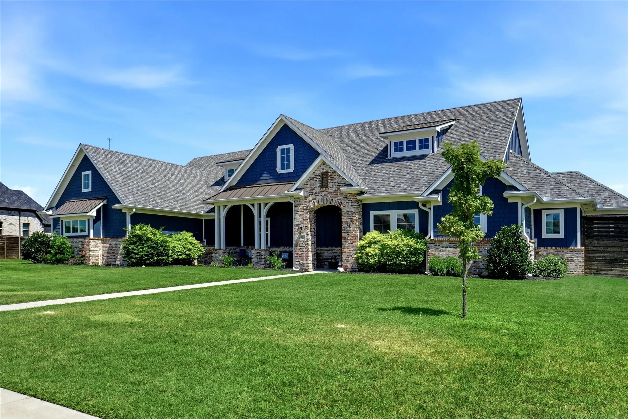 Single Family Residence For Sale in Ellis County , 4411 Azalea Way, Midlothian, Texas 76065, 5 Bedrooms, 4 Bathrooms, 3 Garage spaces, 3,838 Sqft, built in 2021, Price $1,124,999, mls#21327622, Real Estate Agent in Midlothian, Homes For Sale in Ellis county, Homes For Sale in Midlothian, Realtor in Midlothian Texas, Real Estate Brokerage Independent Realty Texas, Luminita Cordes Realtor