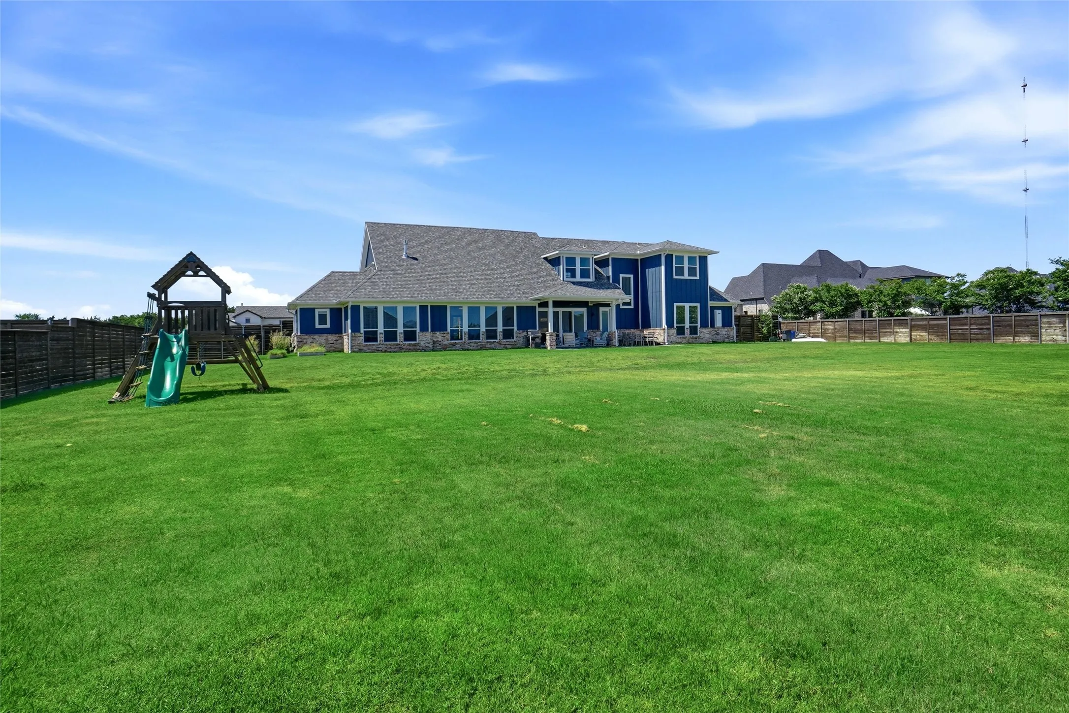 Single Family Residence For Sale in Ellis County , 4411 Azalea Way, Midlothian, Texas 76065, 5 Bedrooms, 4 Bathrooms, 3 Garage spaces, 3,838 Sqft, built in 2021, Price $1,124,999, mls#21327622, Real Estate Agent in Midlothian, Homes For Sale in Ellis county, Homes For Sale in Midlothian, Realtor in Midlothian Texas, Real Estate Brokerage Independent Realty Texas, Luminita Cordes Realtor