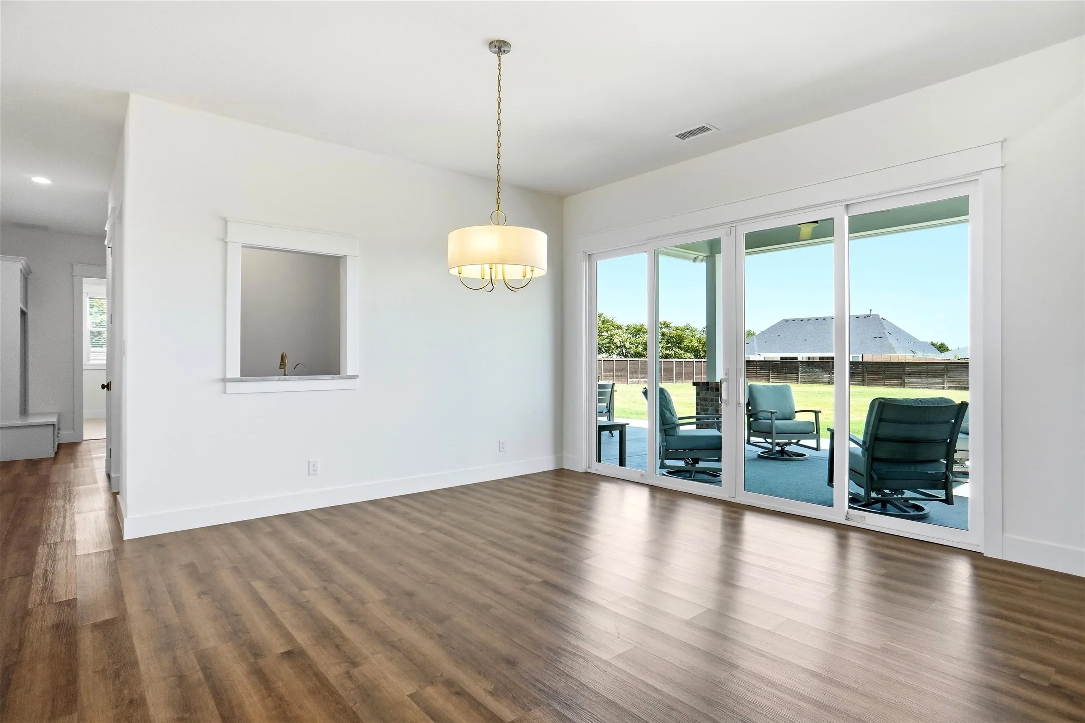 Single Family Residence For Sale in Ellis County , 4411 Azalea Way, Midlothian, Texas 76065, 5 Bedrooms, 4 Bathrooms, 3 Garage spaces, 3,838 Sqft, built in 2021, Price $1,124,999, mls#21327622, Real Estate Agent in Midlothian, Homes For Sale in Ellis county, Homes For Sale in Midlothian, Realtor in Midlothian Texas, Real Estate Brokerage Independent Realty Texas, Luminita Cordes Realtor