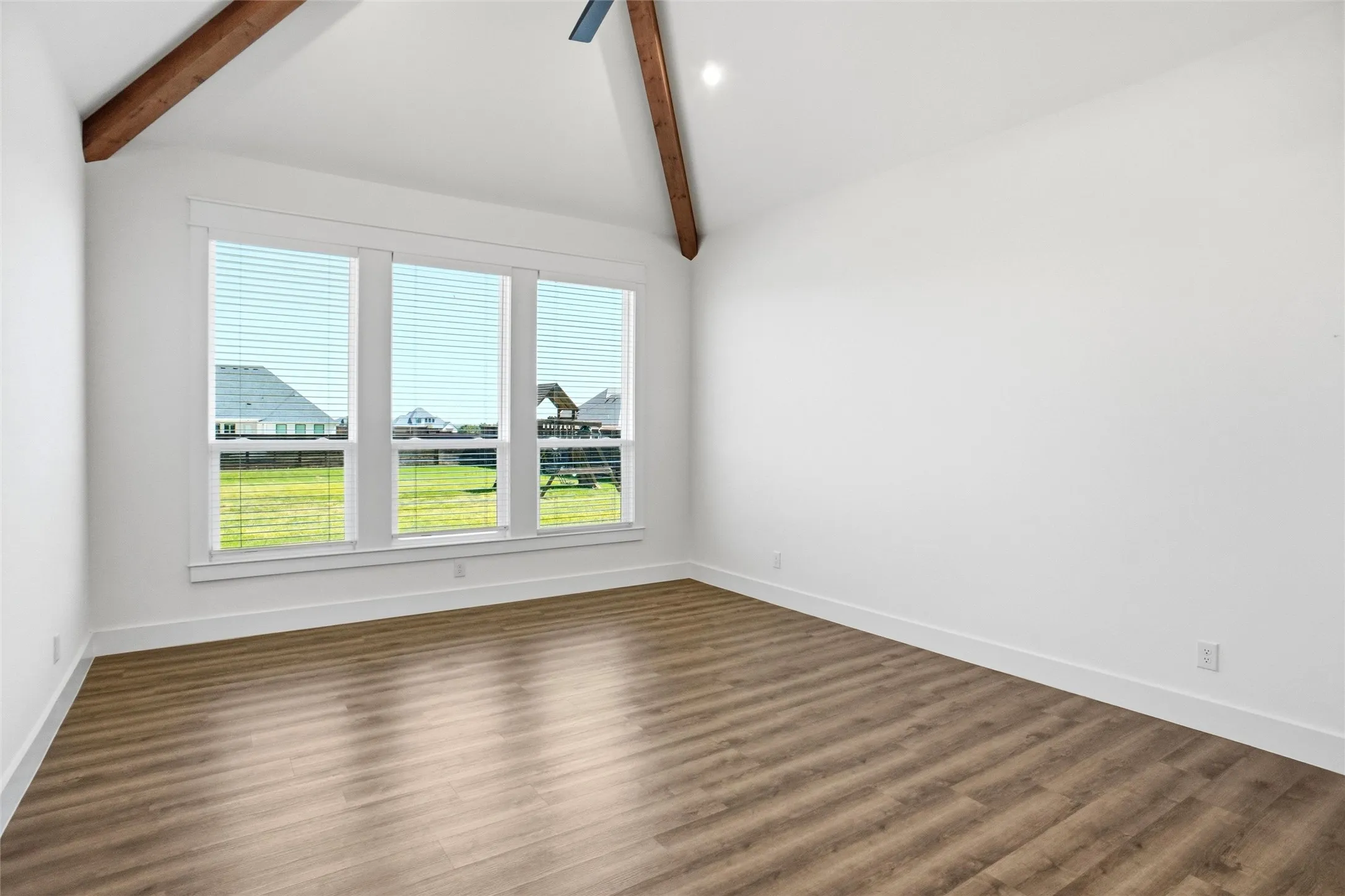 Single Family Residence For Sale in Ellis County , 4411 Azalea Way, Midlothian, Texas 76065, 5 Bedrooms, 4 Bathrooms, 3 Garage spaces, 3,838 Sqft, built in 2021, Price $1,124,999, mls#21327622, Real Estate Agent in Midlothian, Homes For Sale in Ellis county, Homes For Sale in Midlothian, Realtor in Midlothian Texas, Real Estate Brokerage Independent Realty Texas, Luminita Cordes Realtor