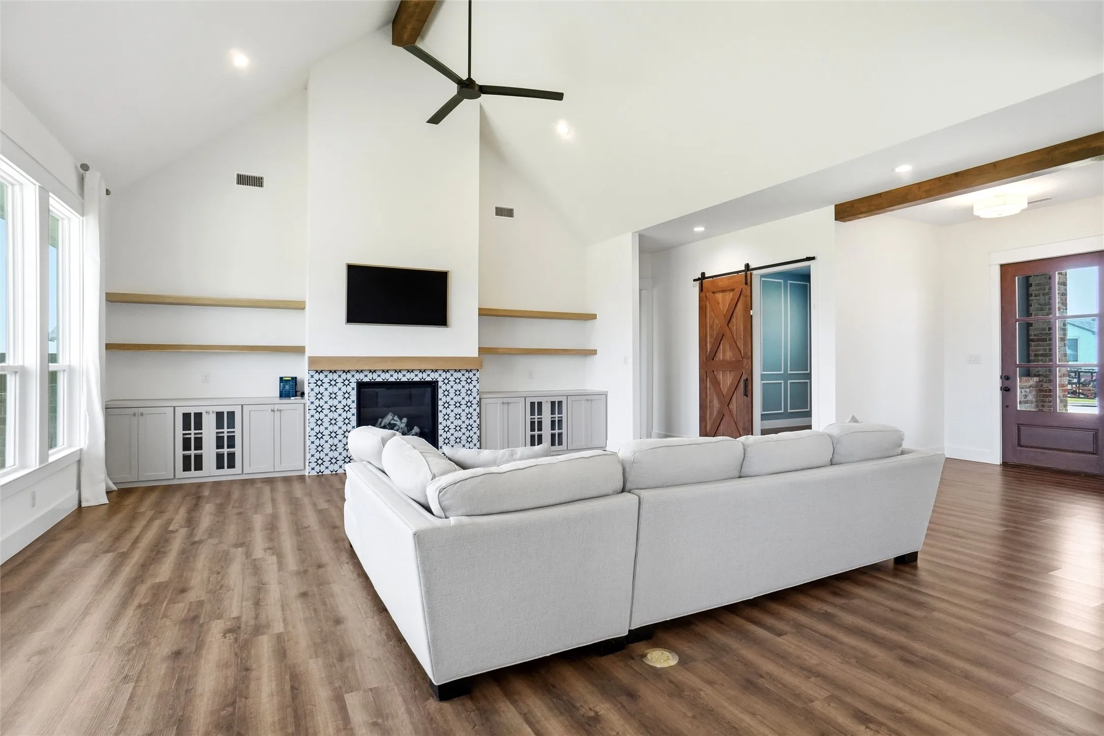 Single Family Residence For Sale in Ellis County , 4411 Azalea Way, Midlothian, Texas 76065, 5 Bedrooms, 4 Bathrooms, 3 Garage spaces, 3,838 Sqft, built in 2021, Price $1,124,999, mls#21327622, Real Estate Agent in Midlothian, Homes For Sale in Ellis county, Homes For Sale in Midlothian, Realtor in Midlothian Texas, Real Estate Brokerage Independent Realty Texas, Luminita Cordes Realtor