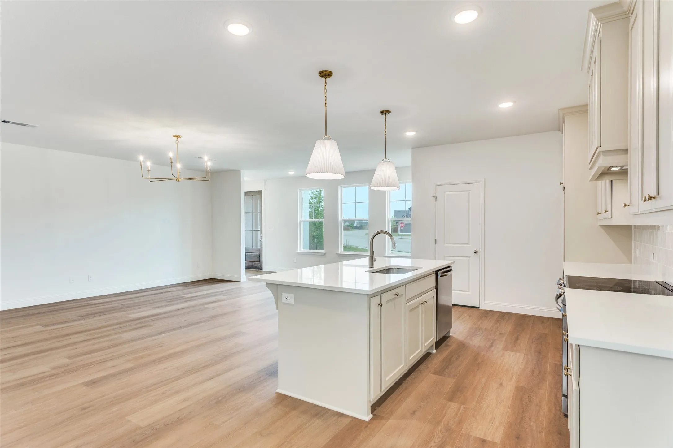 Single Family Residence For Sale in Parker County , 850 Meadow Place Drive, Willow Park, Texas 76087, 4 Bedroom, 3 Bathroom, 2 Garage spaces, 2,914 Sqft, built in 2026, mls#21318955, Real Estate Agent in Willow Park, Homes For Sale in Parker county, Homes For Sale in Willow Park, Realtor in Willow Park Texas, Real Estate Brokerage Independent Realty Texas, Luminita Cordes Realtor