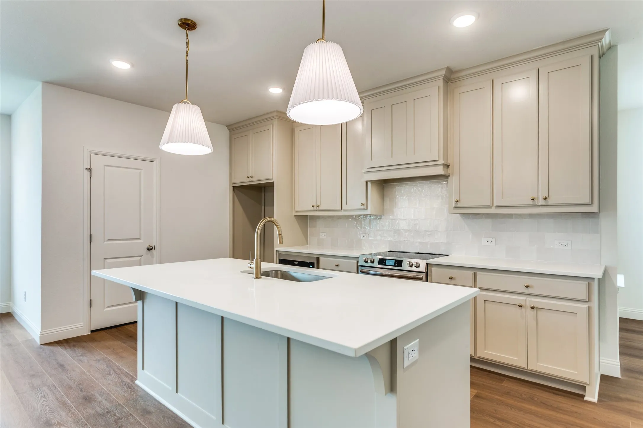 Single Family Residence For Sale in Parker County , 850 Meadow Place Drive, Willow Park, Texas 76087, 4 Bedroom, 3 Bathroom, 2 Garage spaces, 2,914 Sqft, built in 2026, mls#21318955, Real Estate Agent in Willow Park, Homes For Sale in Parker county, Homes For Sale in Willow Park, Realtor in Willow Park Texas, Real Estate Brokerage Independent Realty Texas, Luminita Cordes Realtor