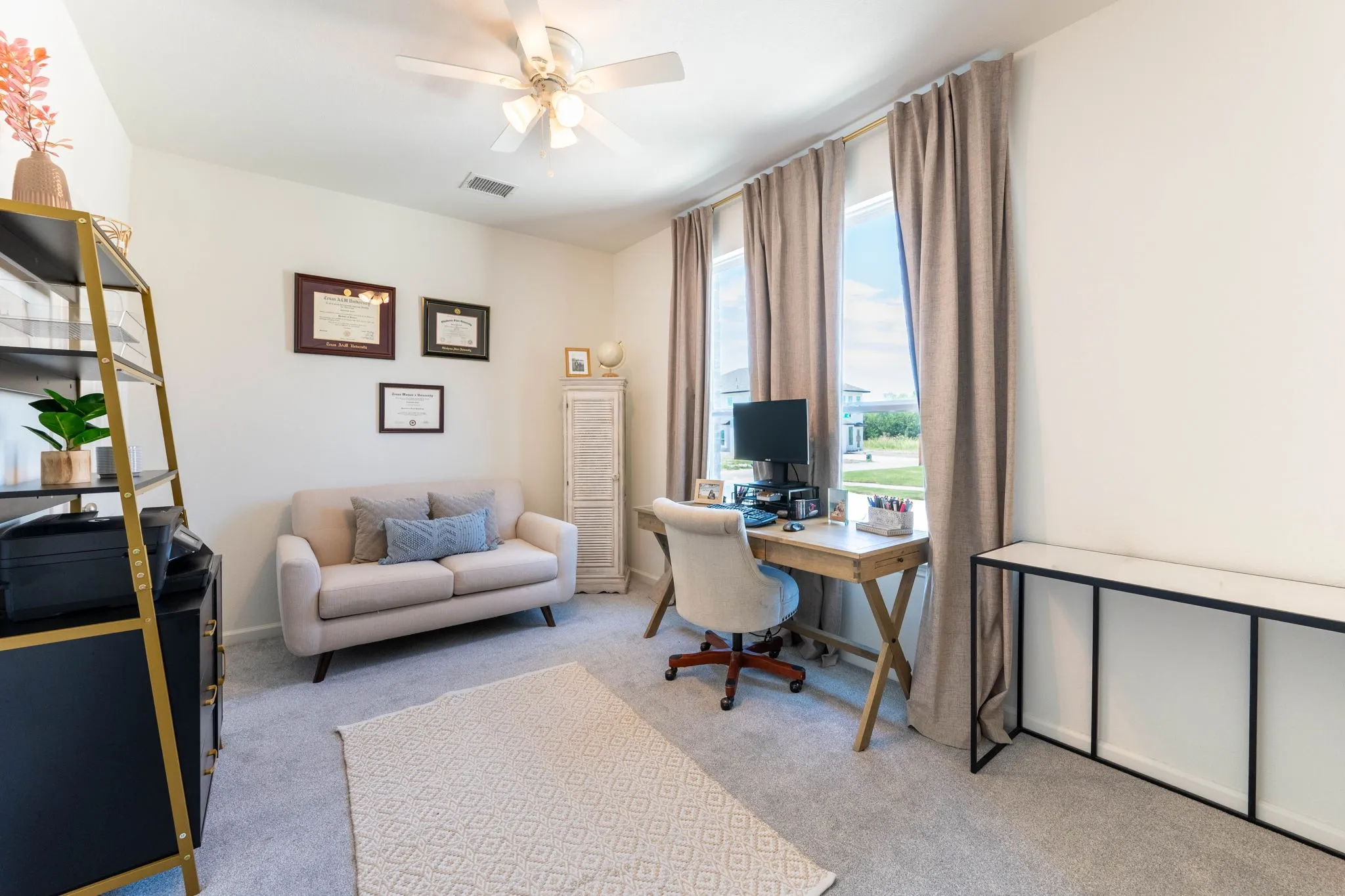 Single Family Residence For Sale in Dallas County , 7104 Bayhill Lane, Rowlett, Texas 75088, 4 Bedroom, 3 Bathroom, 2 Garage spaces, 2,206 Sqft, built in 2022, Price $399,900, mls#21327996, Real Estate Agent in Rowlett, Homes For Sale in Dallas county, Homes For Sale in Rowlett, Realtor in Rowlett Texas, Real Estate Brokerage Independent Realty Texas, Luminita Cordes Realtor