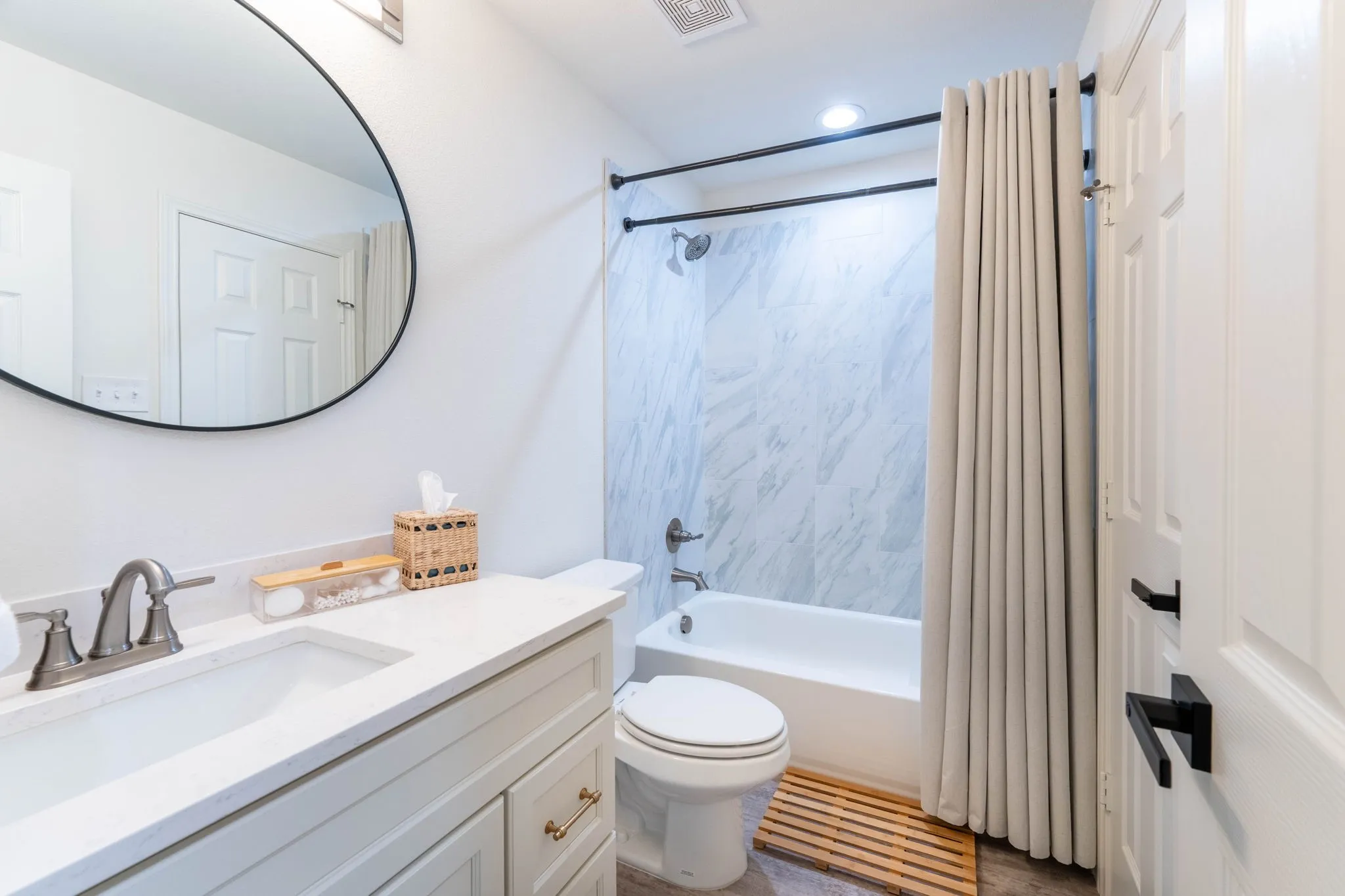 Single Family Residence For Sale in Dallas County , 7104 Bayhill Lane, Rowlett, Texas 75088, 4 Bedroom, 3 Bathroom, 2 Garage spaces, 2,206 Sqft, built in 2022, Price $399,900, mls#21327996, Real Estate Agent in Rowlett, Homes For Sale in Dallas county, Homes For Sale in Rowlett, Realtor in Rowlett Texas, Real Estate Brokerage Independent Realty Texas, Luminita Cordes Realtor
