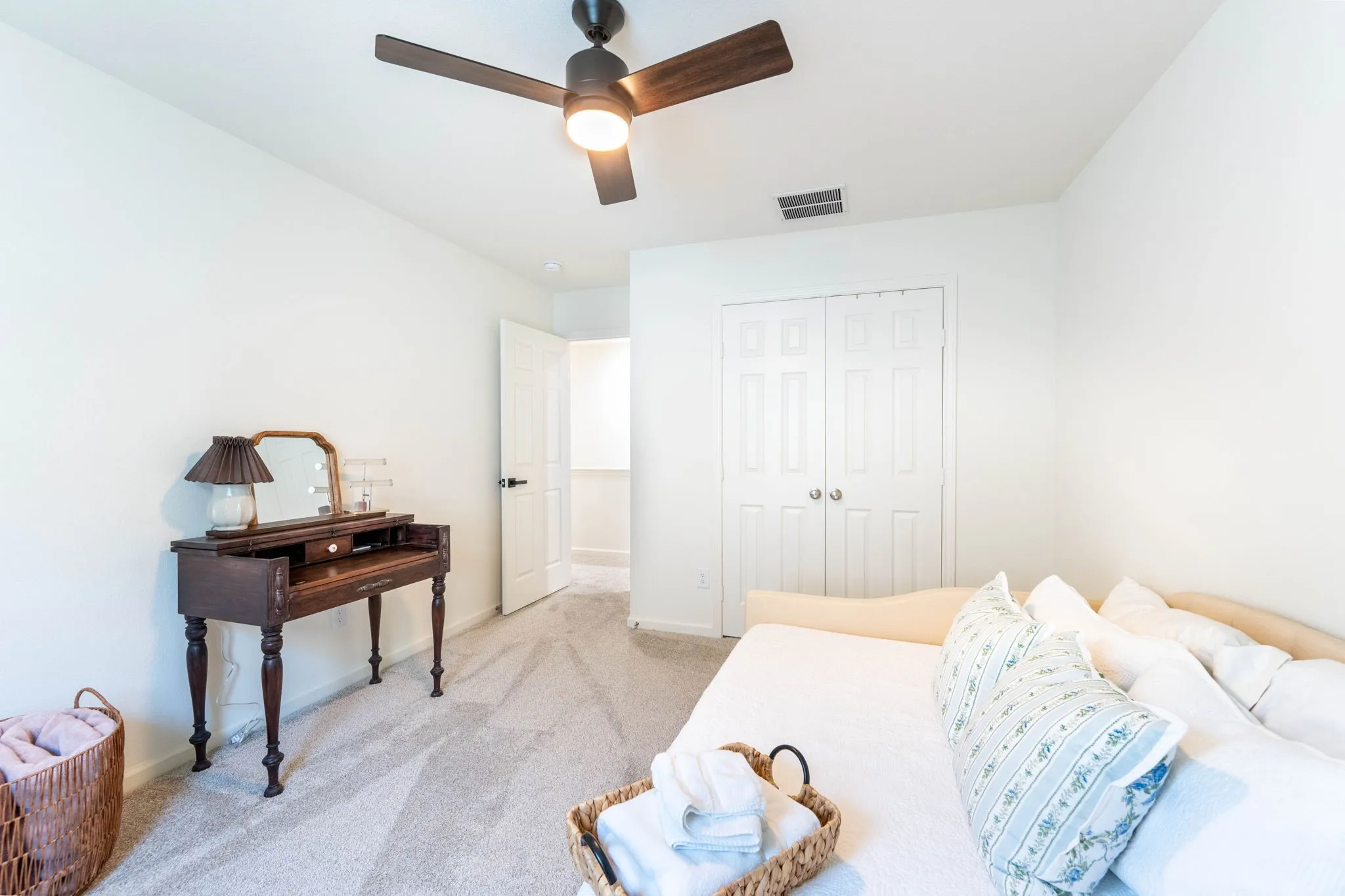 Single Family Residence For Sale in Dallas County , 7104 Bayhill Lane, Rowlett, Texas 75088, 4 Bedroom, 3 Bathroom, 2 Garage spaces, 2,206 Sqft, built in 2022, Price $399,900, mls#21327996, Real Estate Agent in Rowlett, Homes For Sale in Dallas county, Homes For Sale in Rowlett, Realtor in Rowlett Texas, Real Estate Brokerage Independent Realty Texas, Luminita Cordes Realtor