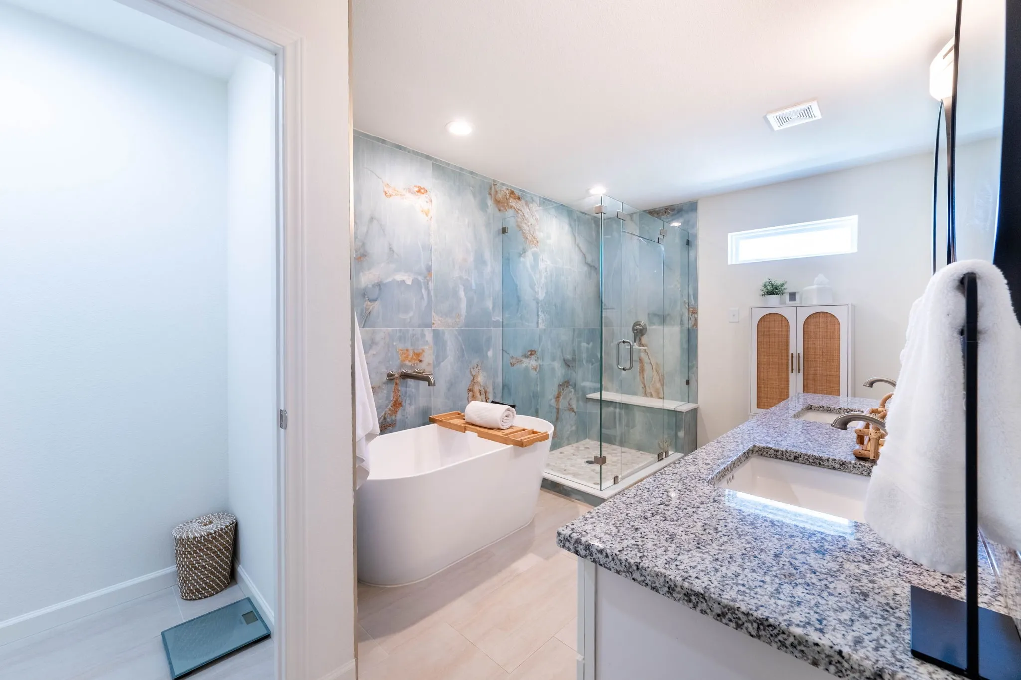 Single Family Residence For Sale in Dallas County , 7104 Bayhill Lane, Rowlett, Texas 75088, 4 Bedroom, 3 Bathroom, 2 Garage spaces, 2,206 Sqft, built in 2022, Price $399,900, mls#21327996, Real Estate Agent in Rowlett, Homes For Sale in Dallas county, Homes For Sale in Rowlett, Realtor in Rowlett Texas, Real Estate Brokerage Independent Realty Texas, Luminita Cordes Realtor