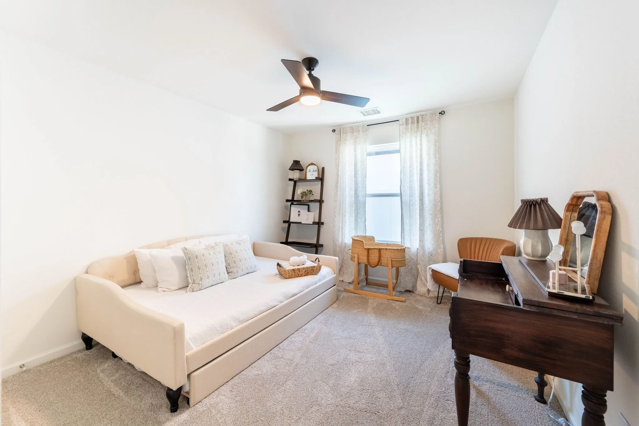 Single Family Residence For Sale in Dallas County , 7104 Bayhill Lane, Rowlett, Texas 75088, 4 Bedroom, 3 Bathroom, 2 Garage spaces, 2,206 Sqft, built in 2022, Price $399,900, mls#21327996, Real Estate Agent in Rowlett, Homes For Sale in Dallas county, Homes For Sale in Rowlett, Realtor in Rowlett Texas, Real Estate Brokerage Independent Realty Texas, Luminita Cordes Realtor